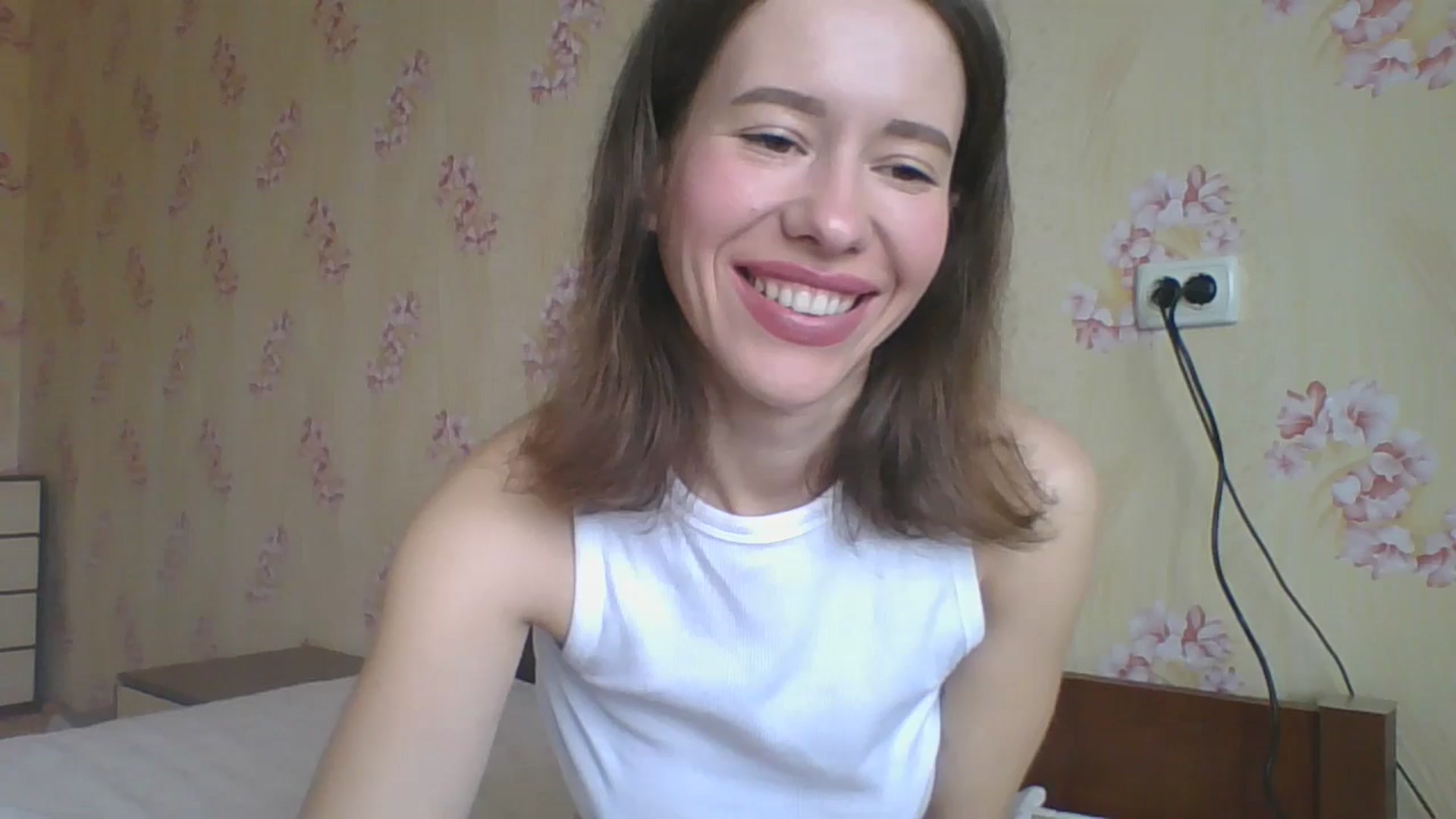 Gallery image thumbnail from VanessaWinn's myfreecams stream on, 04/17/2026, 12:47 image 14 of 20