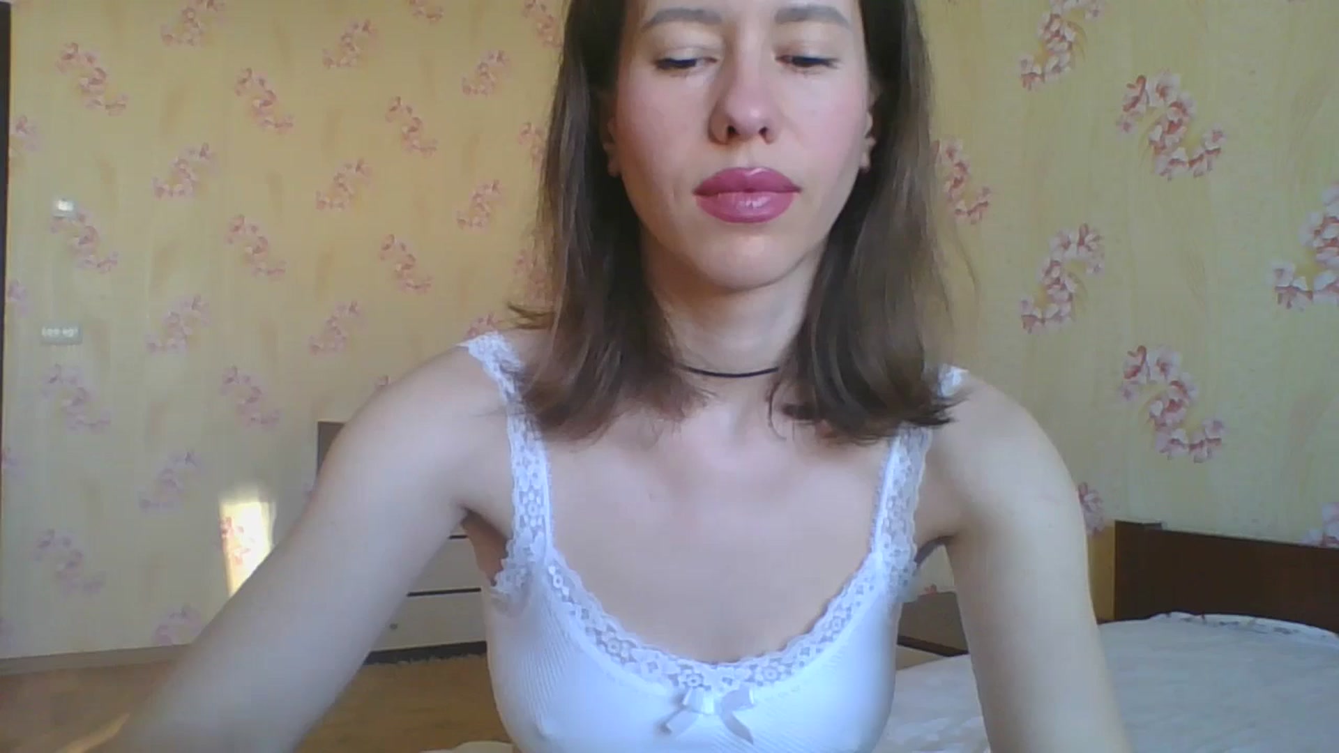 Gallery image thumbnail from VanessaWinn's myfreecams stream on, 04/25/2026, 16:13 image 5 of 20
