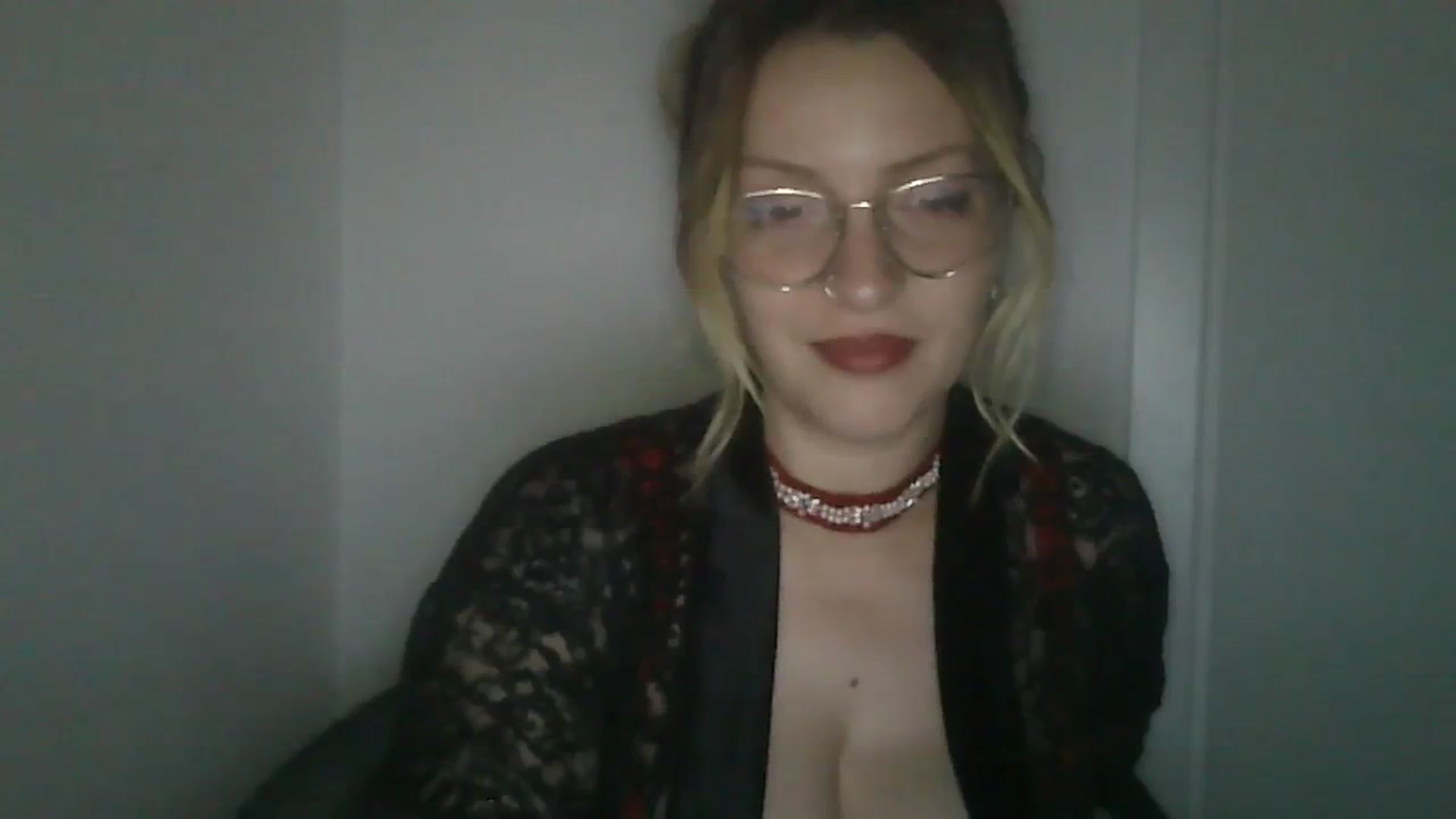 Gallery image thumbnail from Vanessa_'s myfreecams stream on, 12/27/2023, 24:37 image 2 of 20