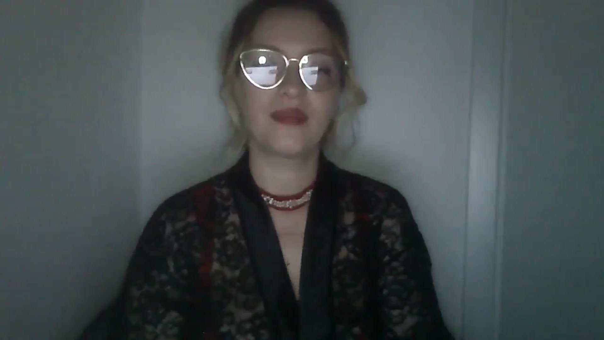 Gallery image thumbnail from Vanessa_'s myfreecams stream on, 12/27/2023, 24:37 image 13 of 20