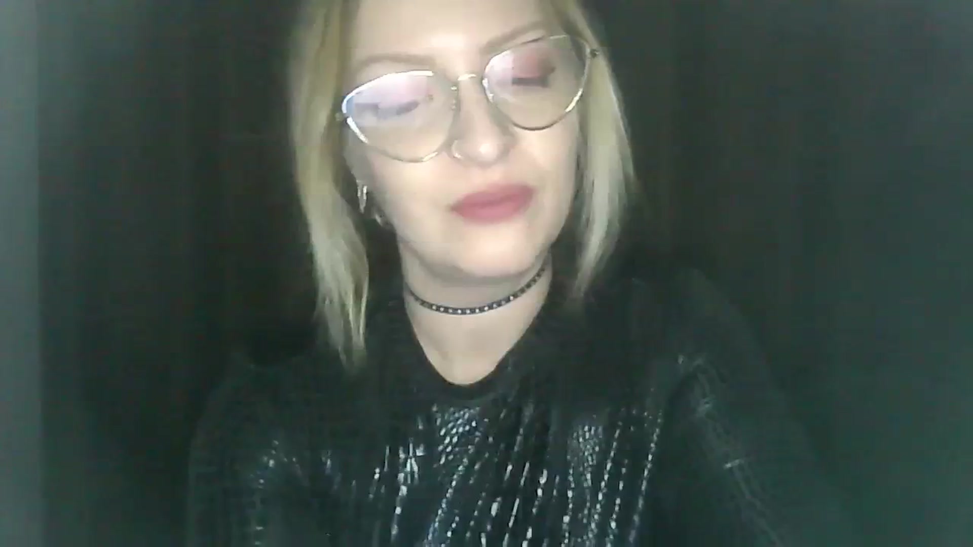 Gallery image thumbnail from Vanessa_'s myfreecams stream on, 12/30/2023, 01:08 image 14 of 20