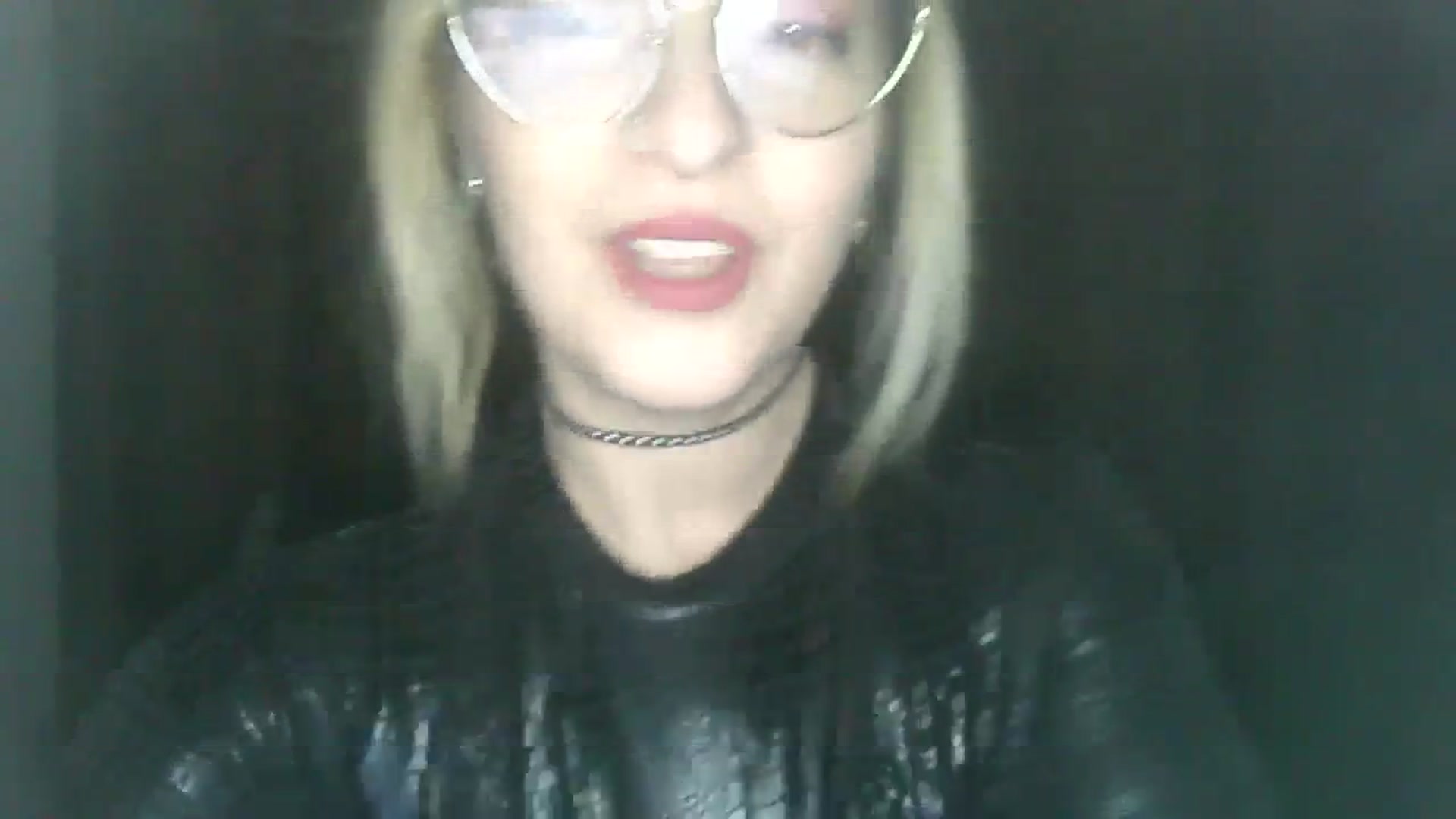 Gallery image thumbnail from Vanessa_'s myfreecams stream on, 12/30/2023, 01:08 image 12 of 20