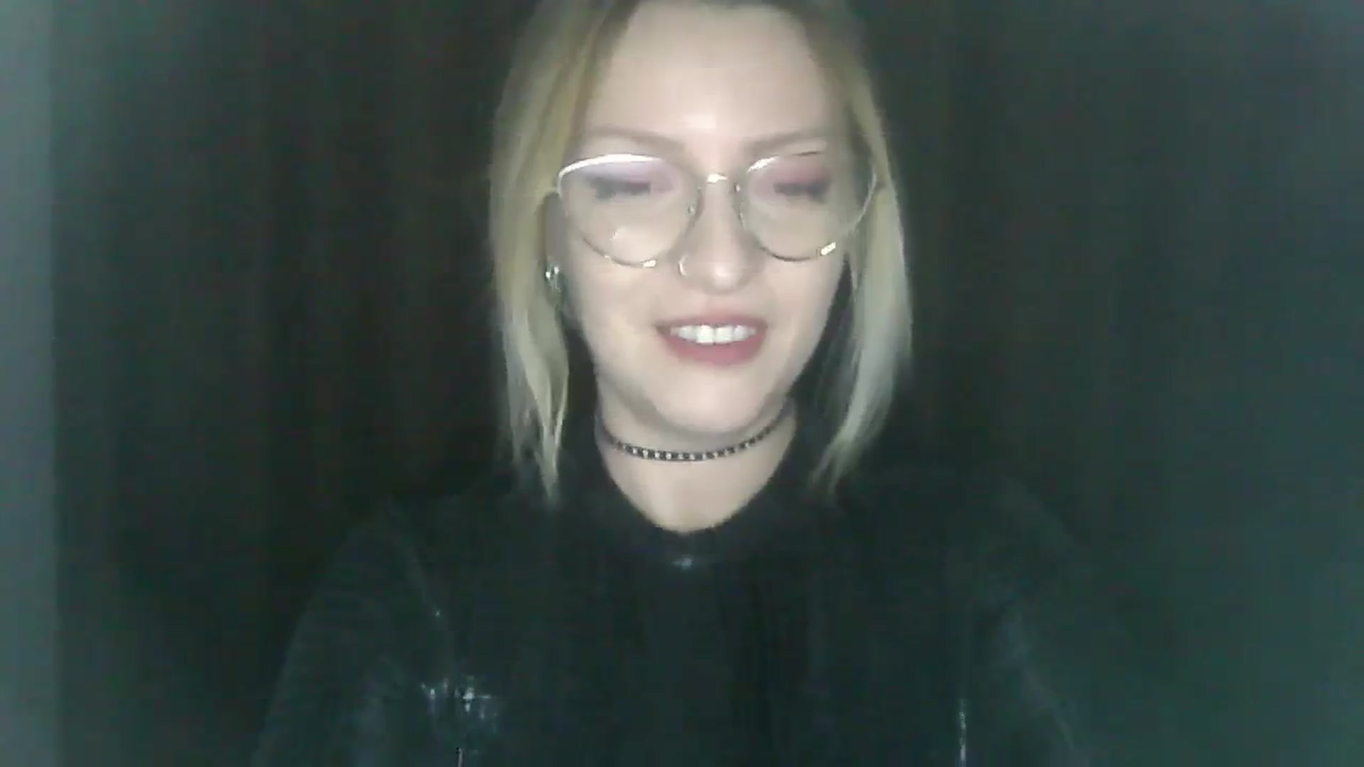 Gallery image thumbnail from Vanessa_'s myfreecams stream on, 12/30/2023, 01:08 image 10 of 20
