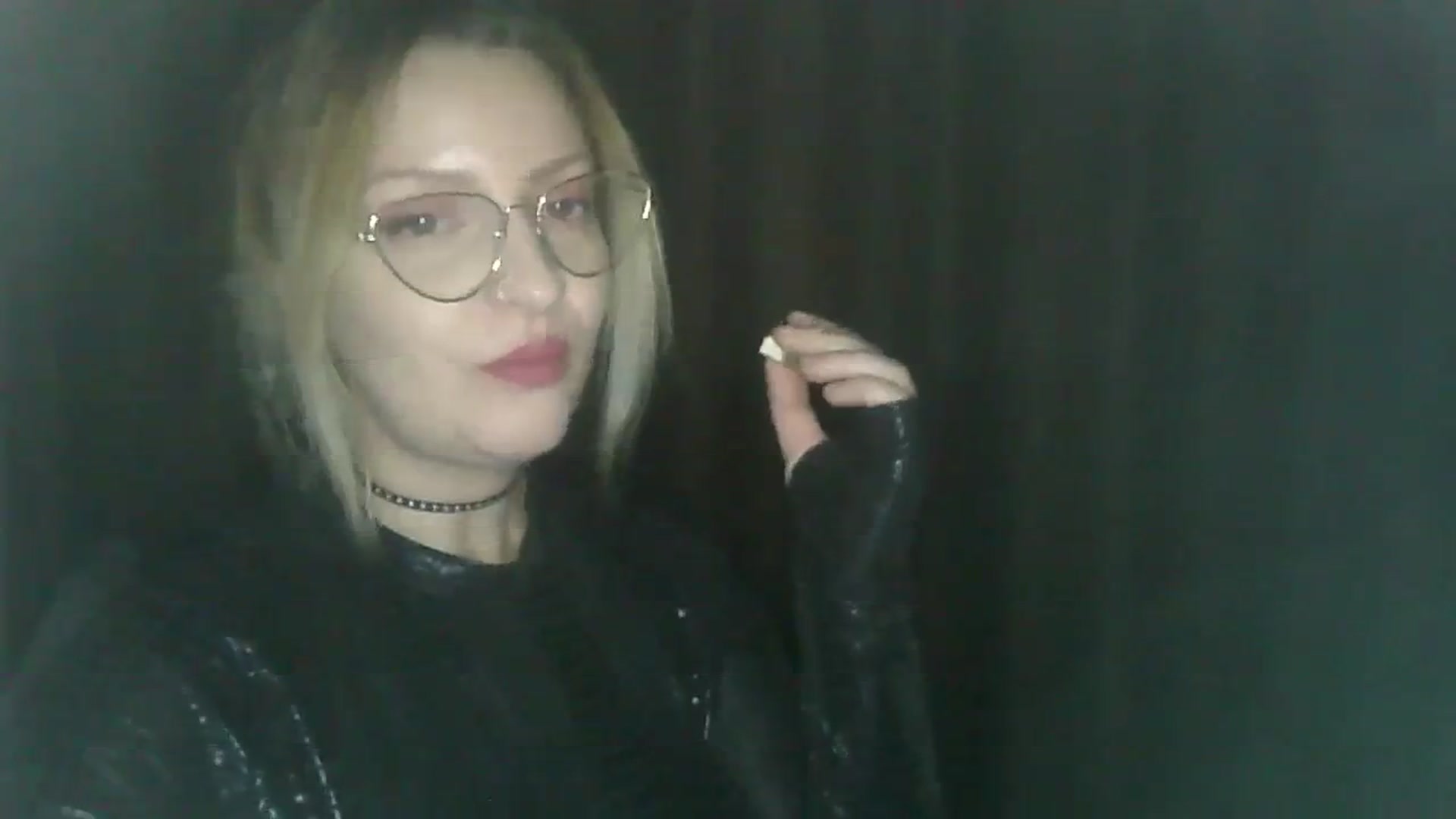Gallery image thumbnail from Vanessa_'s myfreecams stream on, 12/30/2023, 01:08 image 18 of 20
