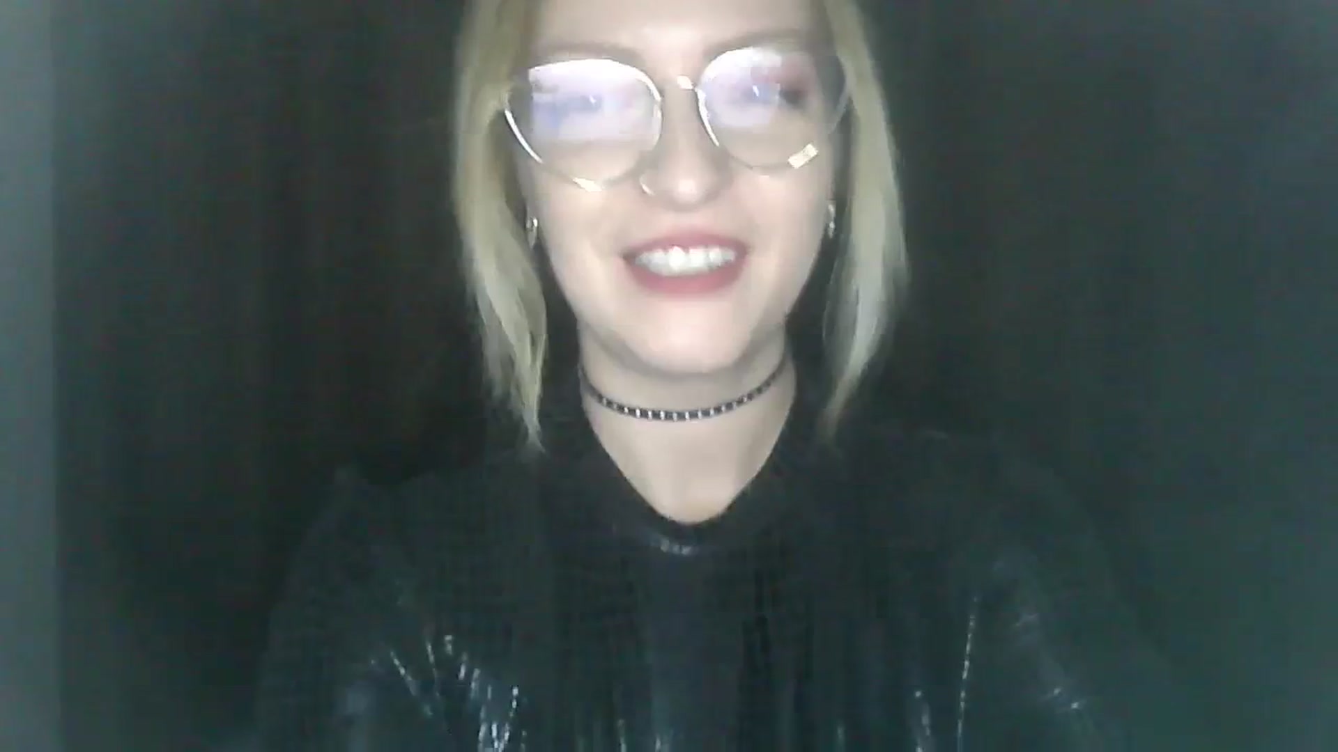 Gallery image thumbnail from Vanessa_'s myfreecams stream on, 12/30/2023, 01:08 image 8 of 20