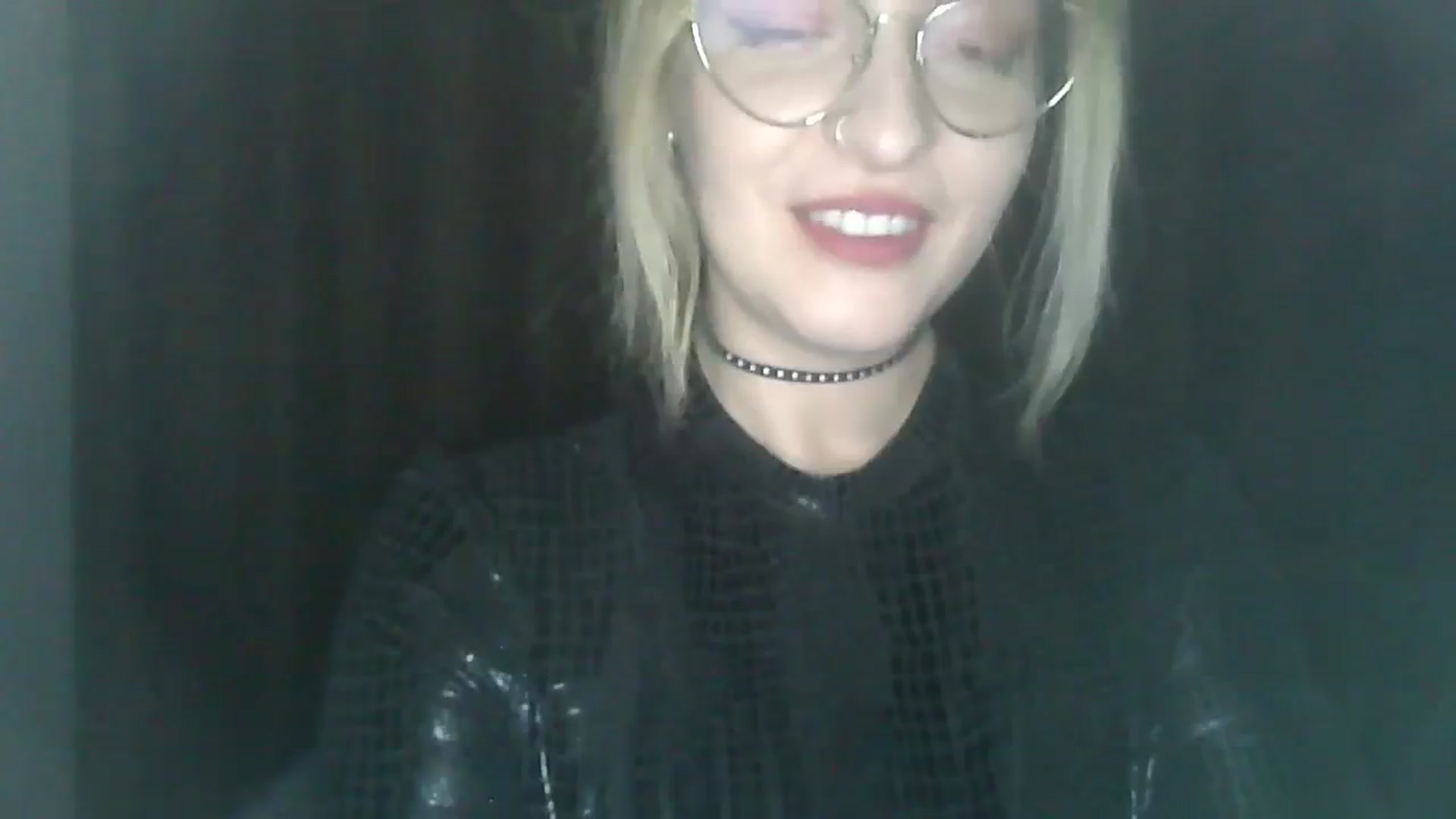 Gallery image thumbnail from Vanessa_'s myfreecams stream on, 12/30/2023, 01:08 image 7 of 20