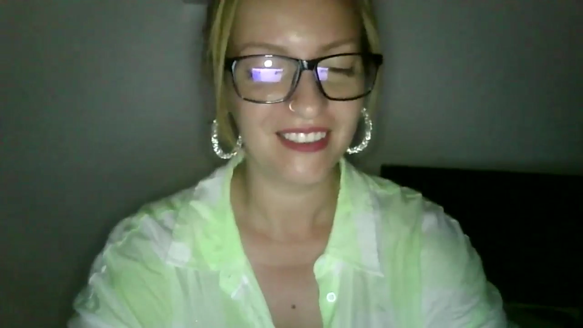 Gallery image thumbnail from Vanessa_'s myfreecams stream on, 06/28/2024, 23:44 image 13 of 20