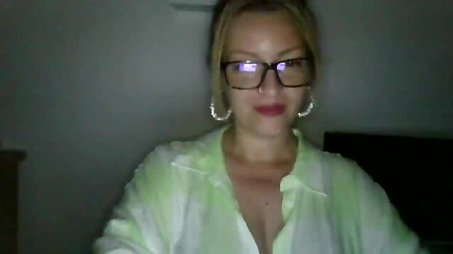 Gallery image thumbnail from Vanessa_'s myfreecams stream on, 06/28/2024, 23:44 image 4 of 20