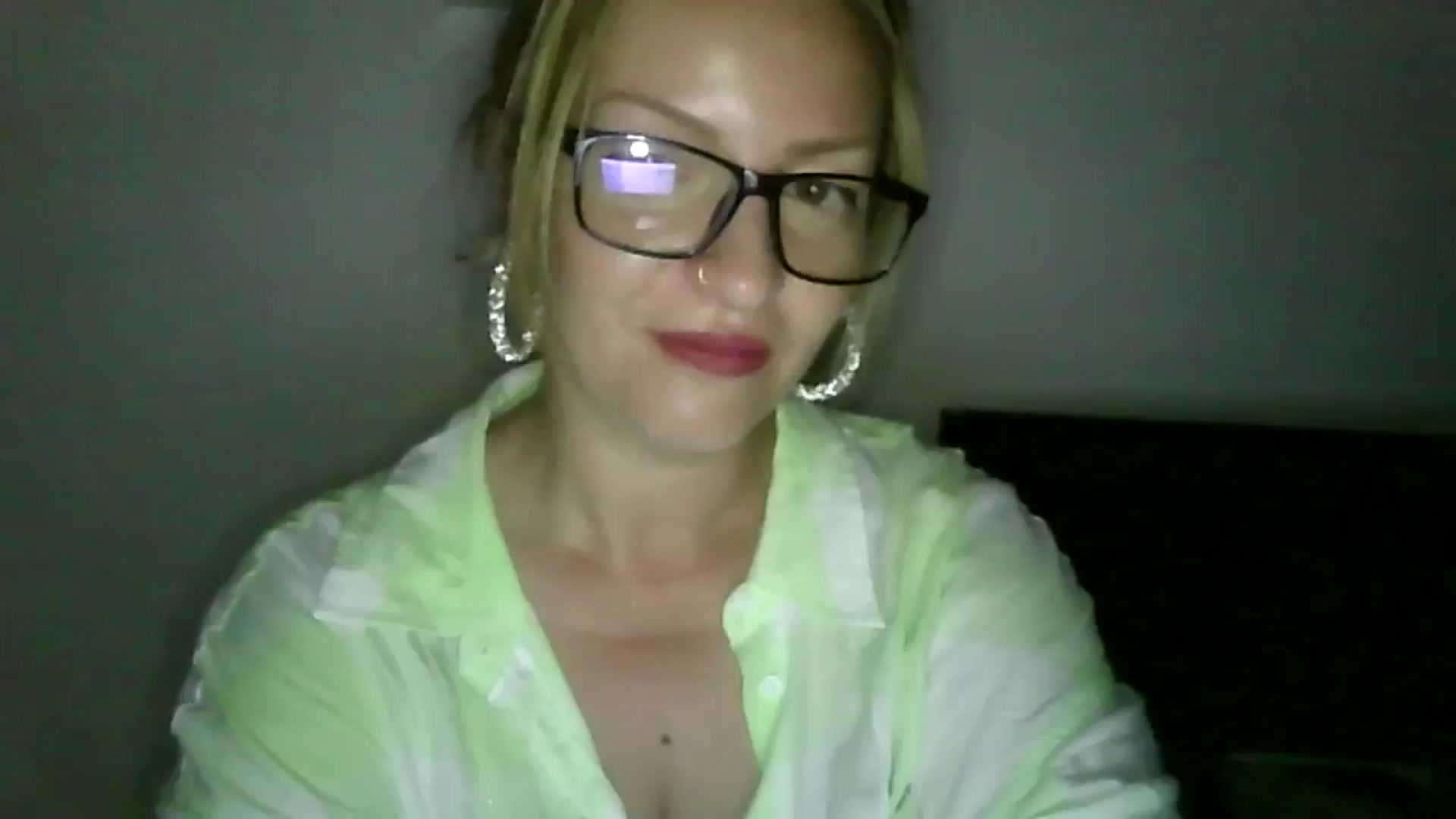 Gallery image thumbnail from Vanessa_'s myfreecams stream on, 06/28/2024, 23:44 image 16 of 20