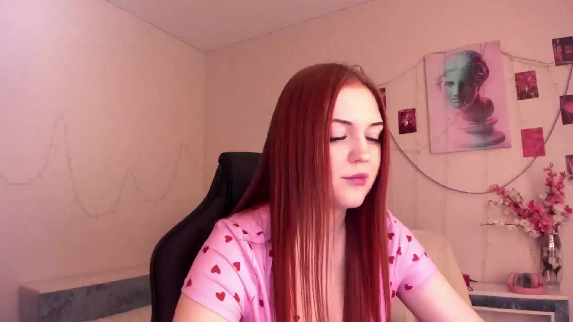 Gallery image thumbnail from Vanessa_Hotty's myfreecams stream on, 12/05/2024, 20:57 image 2 of 20