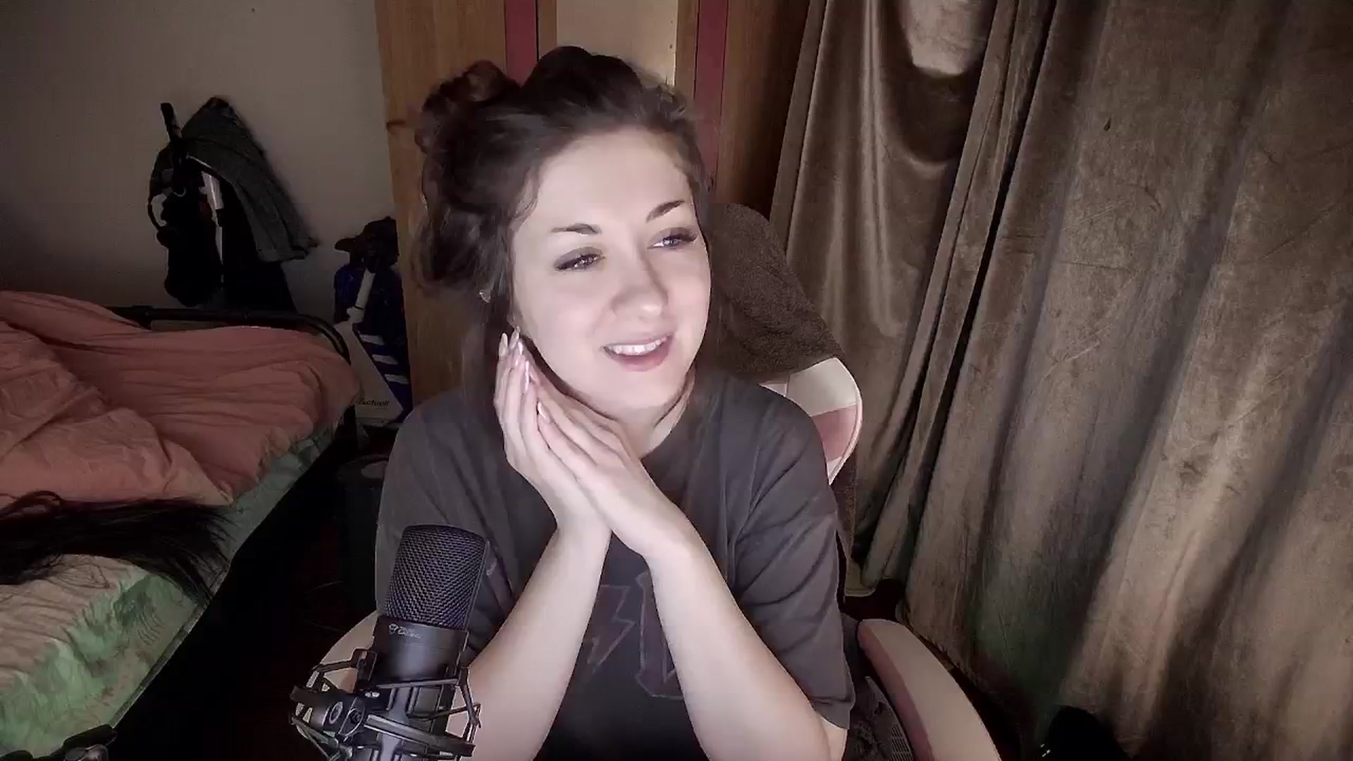 Gallery image thumbnail from Vanessa_Ray's myfreecams stream on, 03/28/2026, 19:39 image 12 of 20
