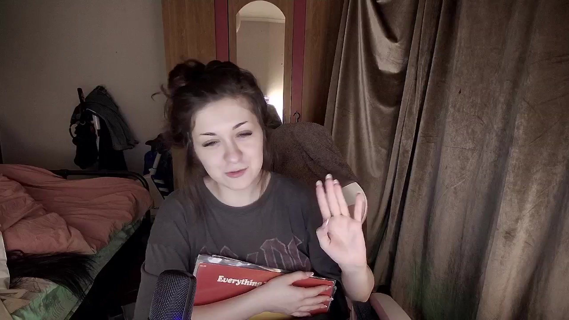 Gallery image thumbnail from Vanessa_Ray's myfreecams stream on, 03/28/2026, 19:39 image 3 of 20