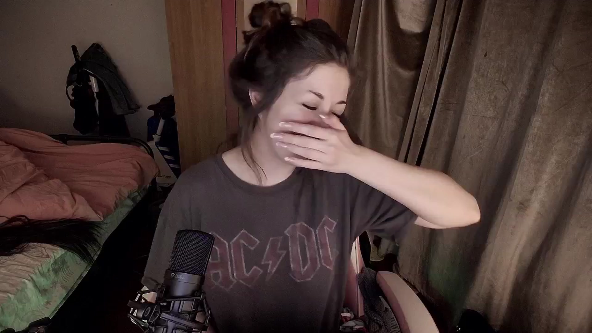 Gallery image thumbnail from Vanessa_Ray's myfreecams stream on, 03/28/2026, 19:39 image 10 of 20