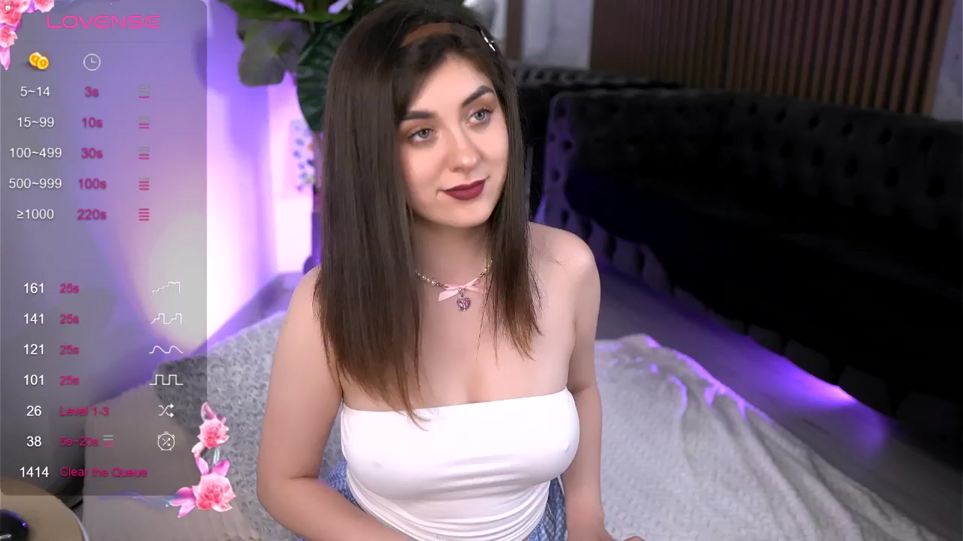 Gallery image thumbnail from Vanessa_Ray's myfreecams stream on, 04/19/2026, 23:40 image 5 of 20
