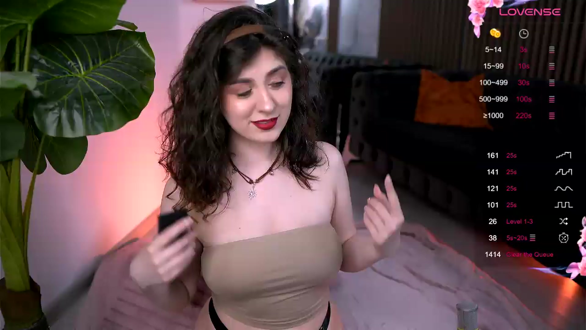 Gallery image thumbnail from Vanessa_Ray's myfreecams stream on, 05/18/2026, 23:28 image 7 of 20