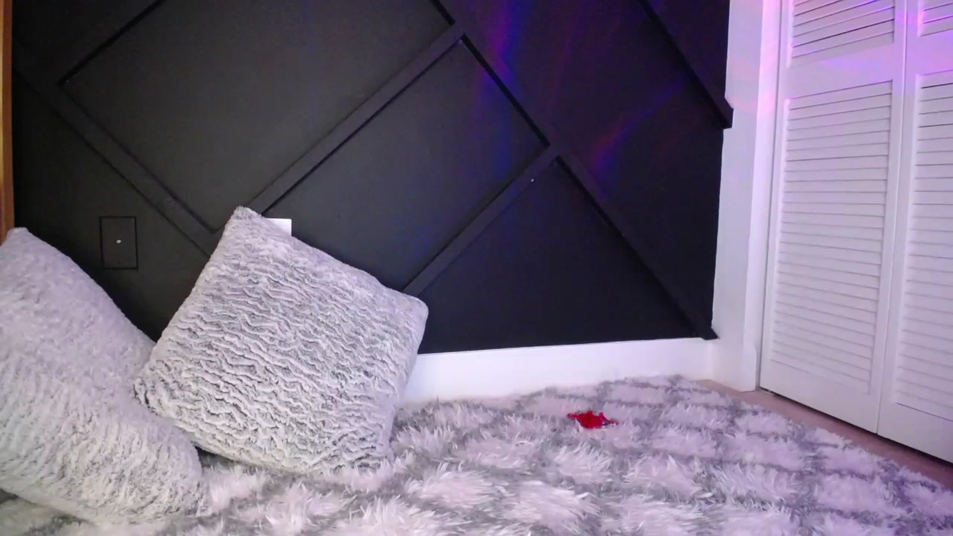 Gallery image thumbnail from Vanessa_Vega's myfreecams stream on, 12/05/2022, 04:26 image 11 of 20