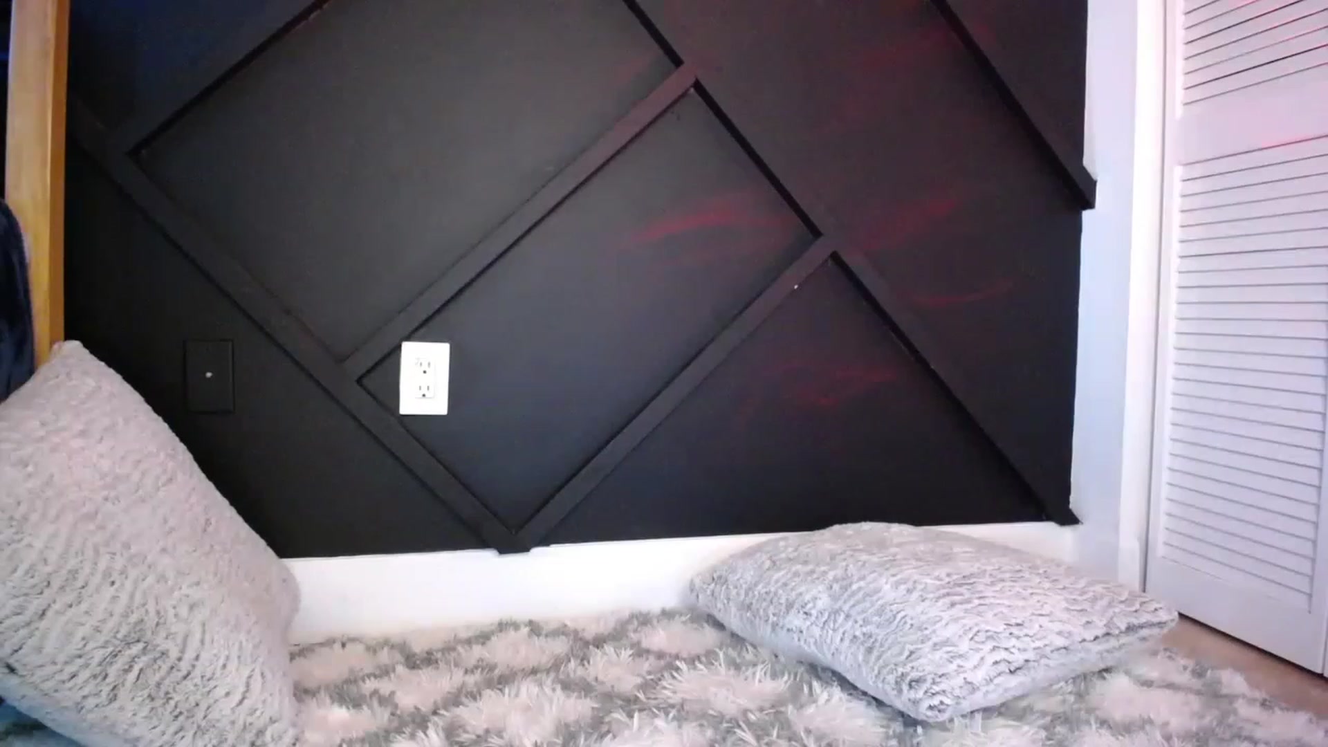 Gallery image thumbnail from Vanessa_Vega's myfreecams stream on, 12/11/2022, 22:44 image 5 of 20