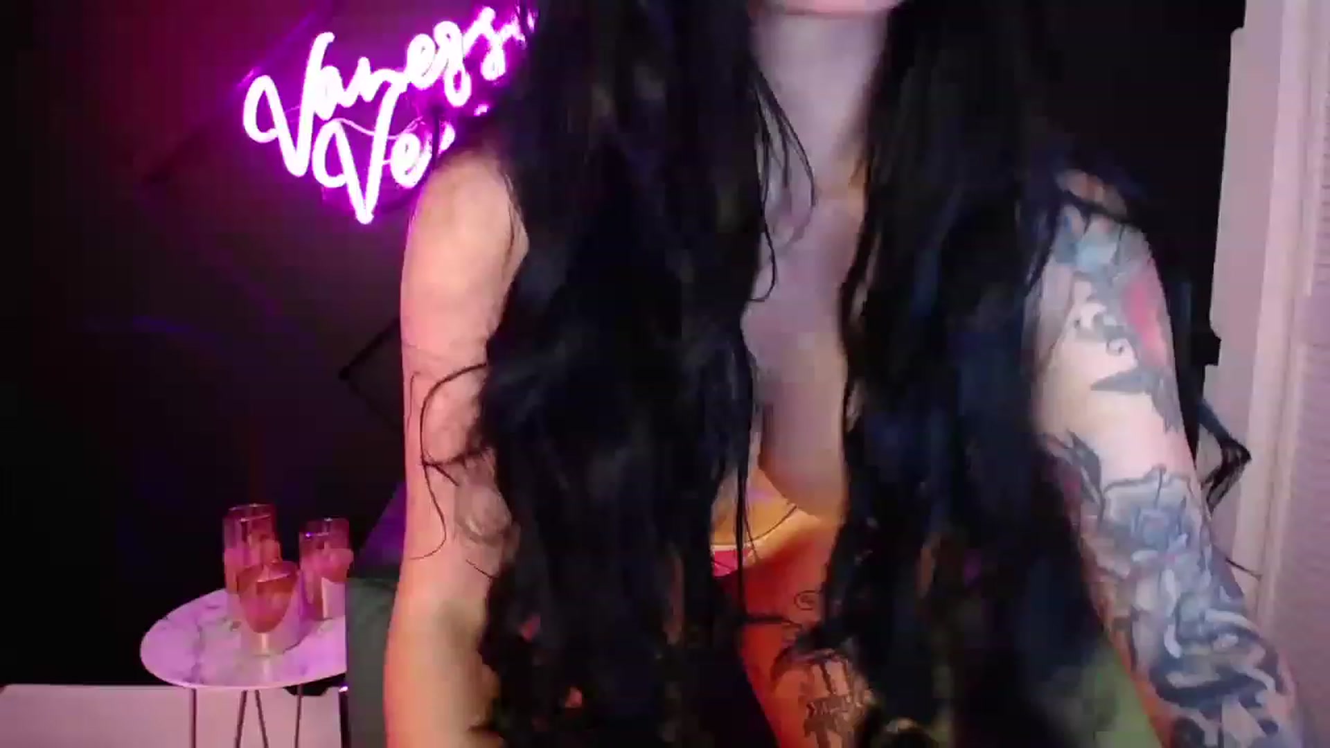 Gallery image thumbnail from Vanessa_Vega's myfreecams stream on, 01/04/2023, 05:41 image 6 of 20