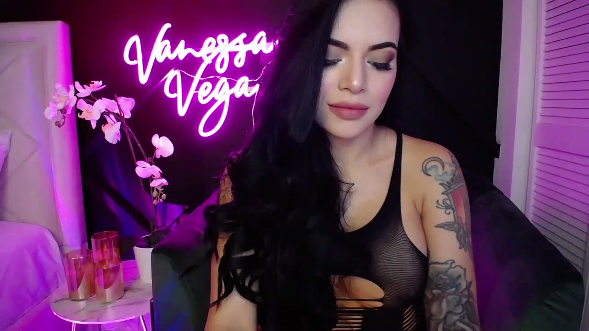 Gallery image thumbnail from Vanessa_Vega's myfreecams stream on, 01/11/2023, 03:10 image 14 of 20