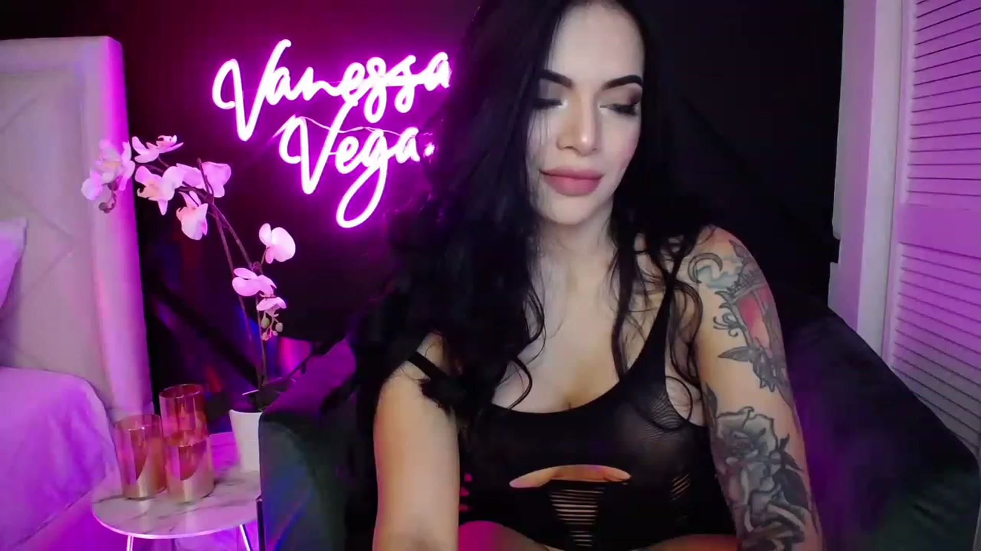 Gallery image thumbnail from Vanessa_Vega's myfreecams stream on, 01/11/2023, 03:10 image 7 of 20
