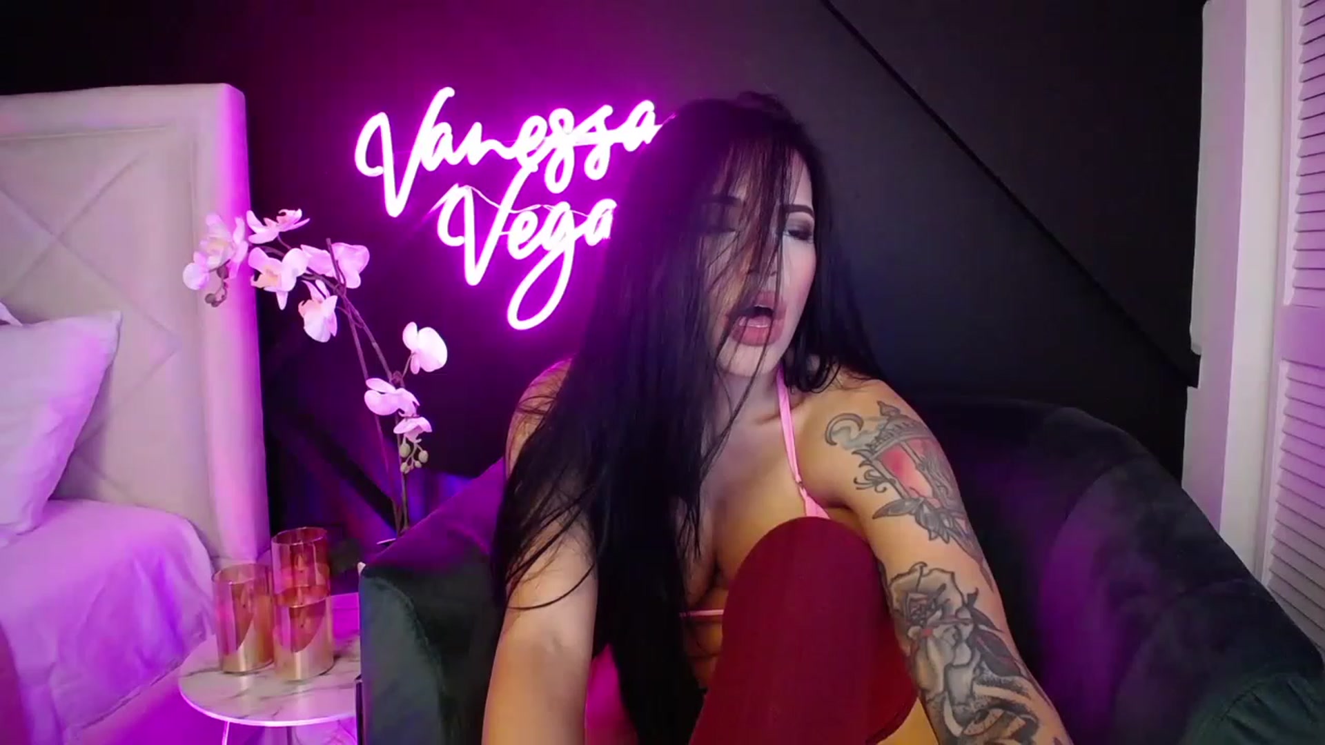 Gallery image thumbnail from Vanessa_Vega's myfreecams stream on, 01/14/2023, 03:33 image 15 of 20