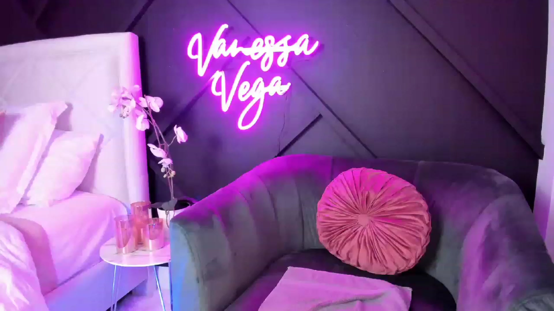 Gallery image thumbnail from Vanessa_Vega's myfreecams stream on, 01/28/2023, 03:56 image 15 of 20