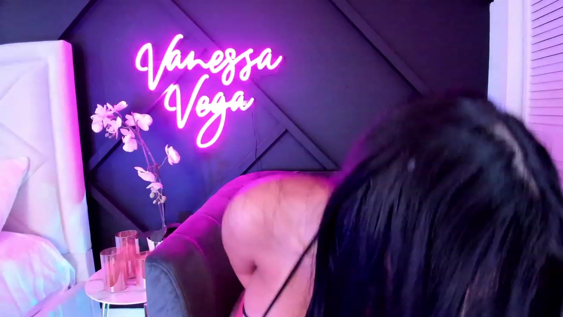 Gallery image thumbnail from Vanessa_Vega's myfreecams stream on, 03/19/2023, 20:41 image 11 of 20
