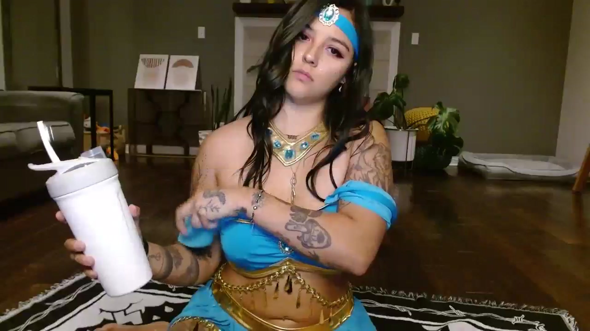 Gallery image thumbnail from Vanessawildly's myfreecams stream on, 10/20/2025, 05:23 image 7 of 20