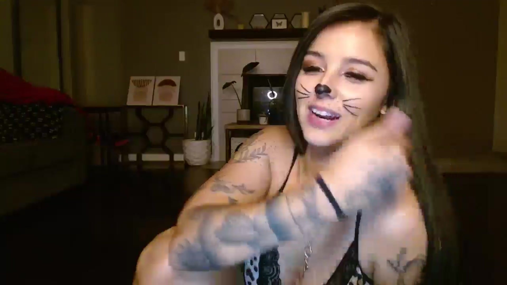 Gallery image thumbnail from Vanessawildly's myfreecams stream on, 10/25/2025, 02:41 image 3 of 20