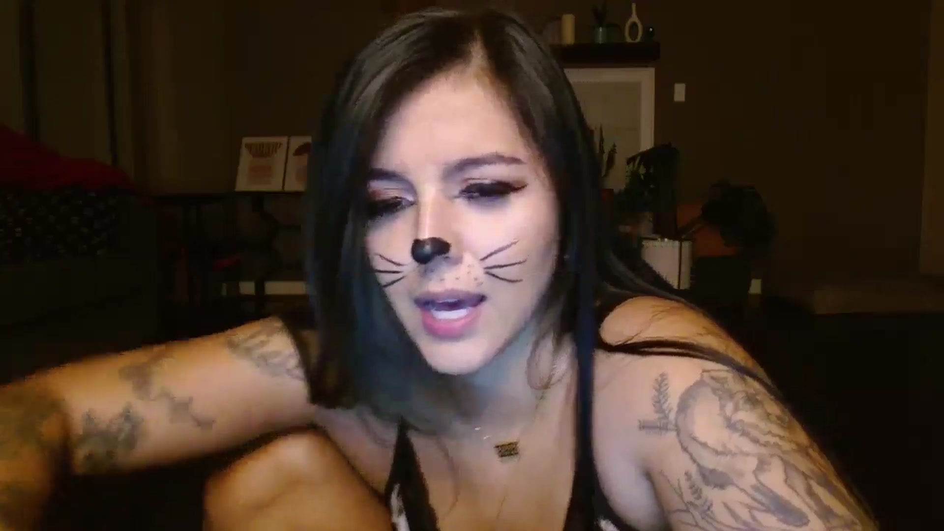 Gallery image thumbnail from Vanessawildly's myfreecams stream on, 10/25/2025, 02:41 image 4 of 20