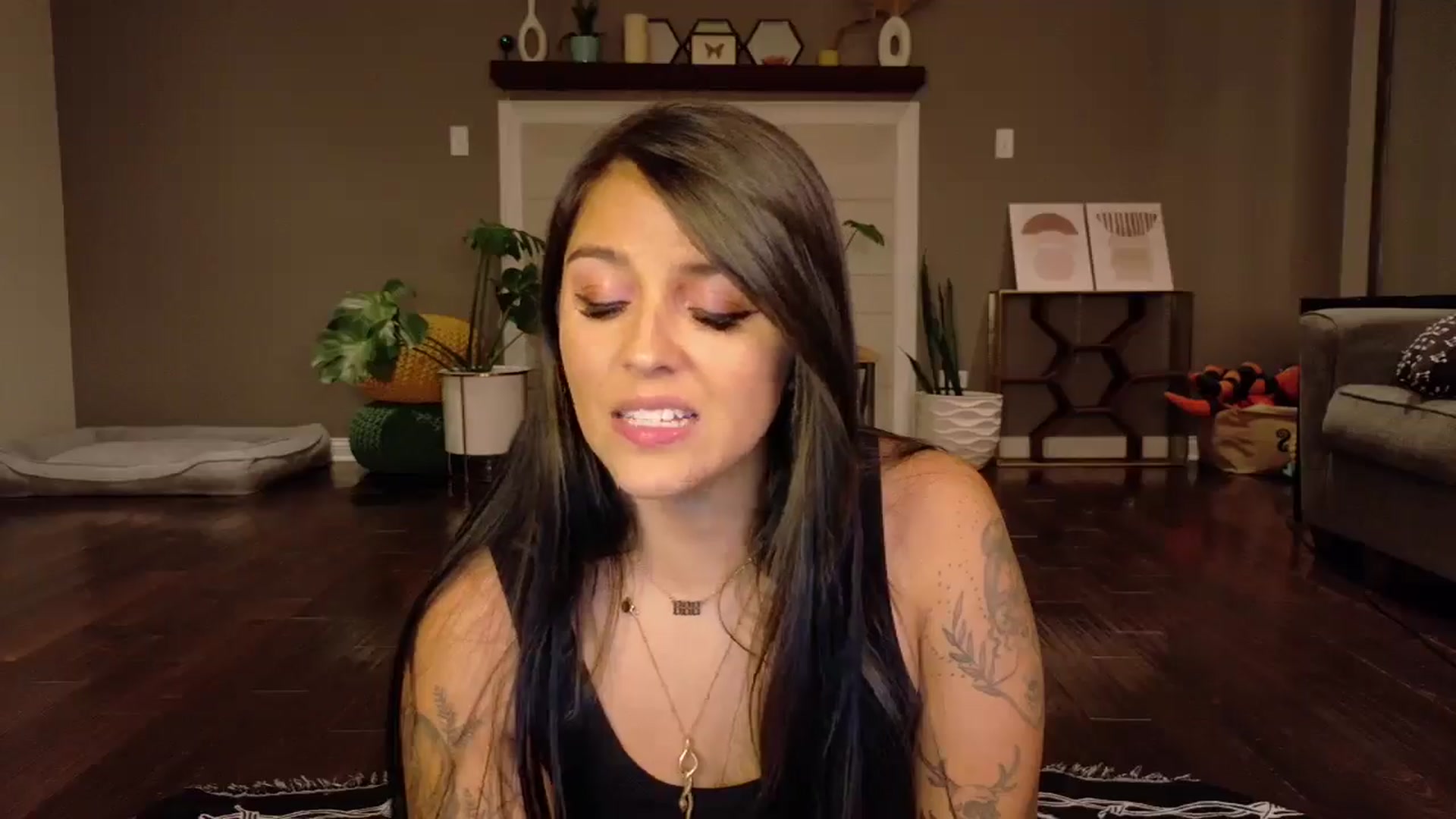 Gallery image thumbnail from Vanessawildly's myfreecams stream on, 10/28/2025, 04:47 image 20 of 20