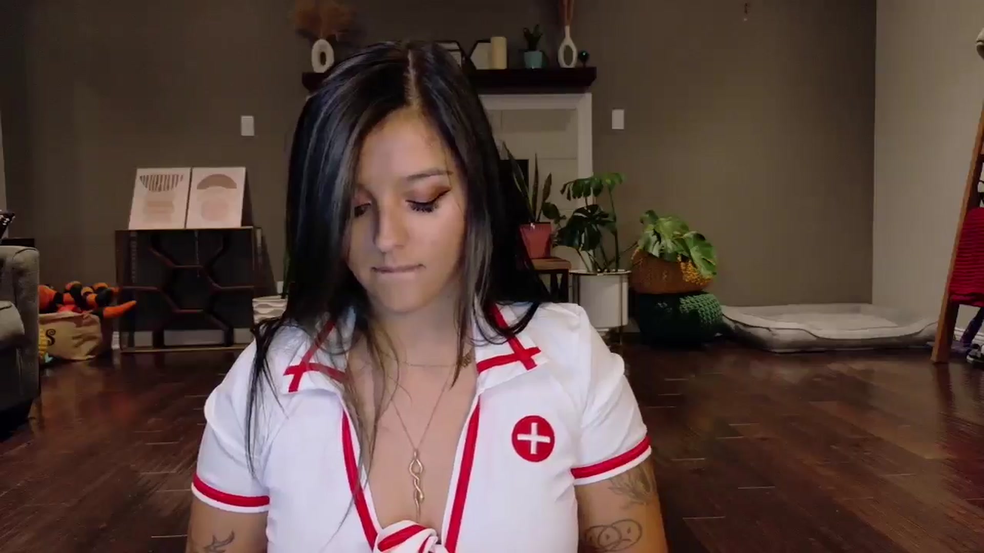 Gallery image thumbnail from Vanessawildly's myfreecams stream on, 10/31/2025, 04:53 image 14 of 20