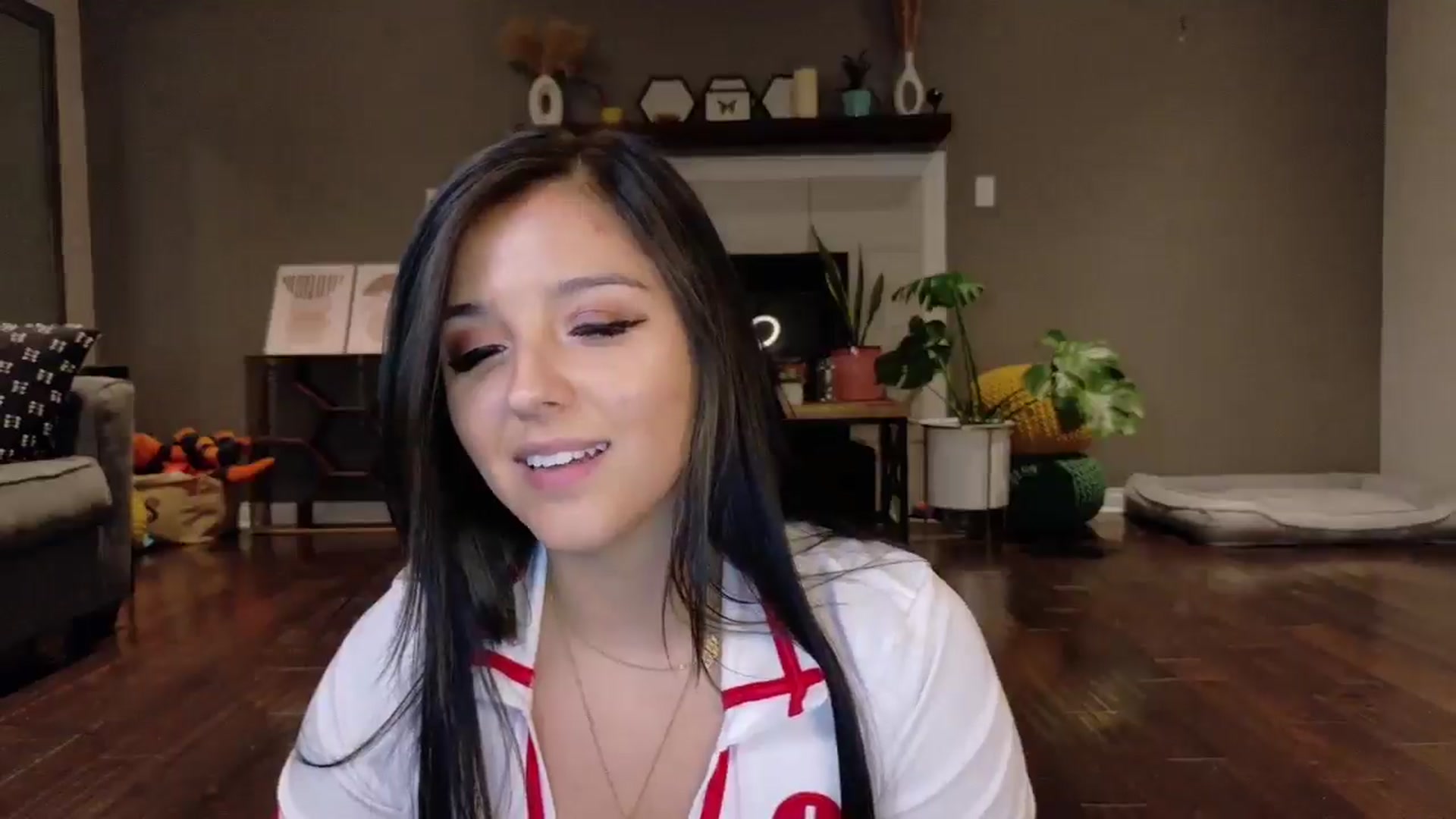 Gallery image thumbnail from Vanessawildly's myfreecams stream on, 10/31/2025, 04:53 image 12 of 20
