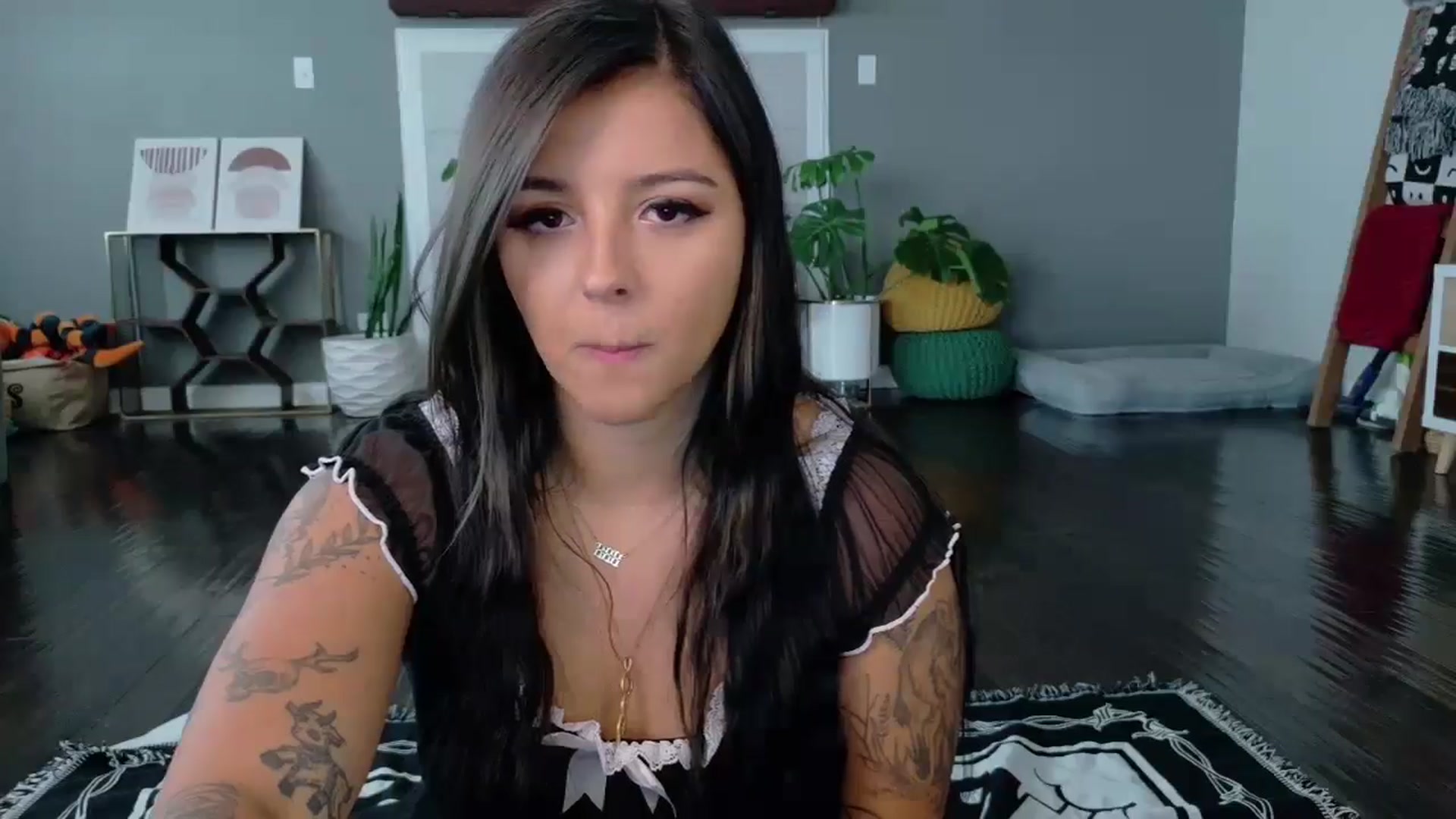 Gallery image thumbnail from Vanessawildly's myfreecams stream on, 10/31/2025, 20:59 image 4 of 20