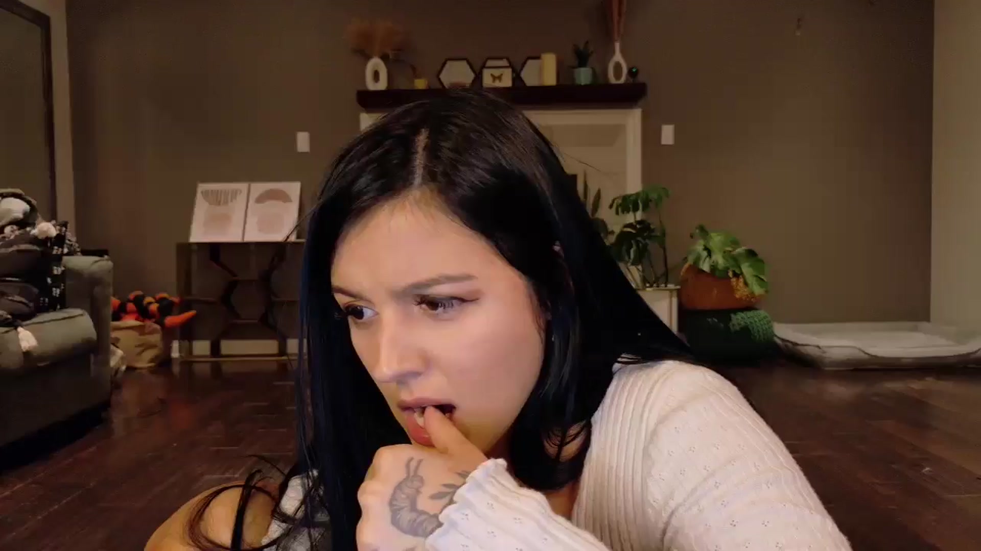 Gallery image thumbnail from Vanessawildly's myfreecams stream on, 11/04/2025, 06:11 image 20 of 20
