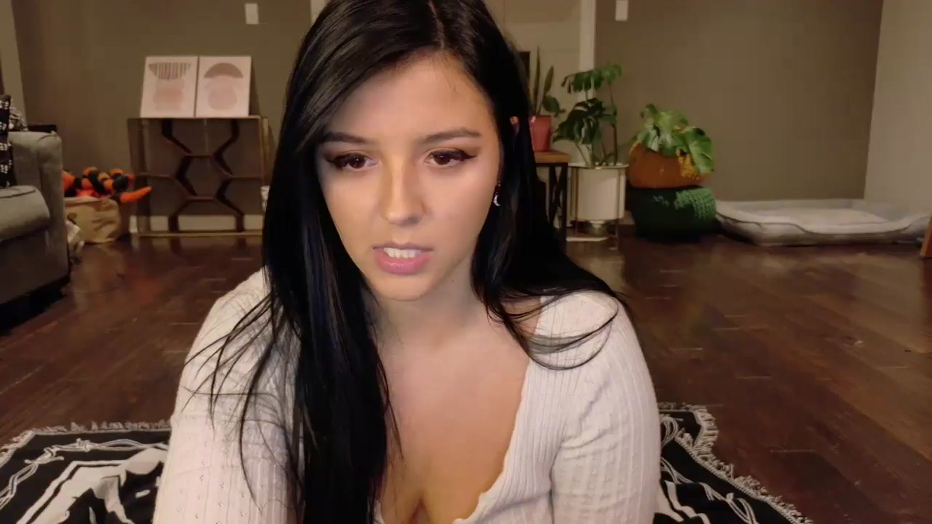 Gallery image thumbnail from Vanessawildly's myfreecams stream on, 11/04/2025, 06:11 image 12 of 20