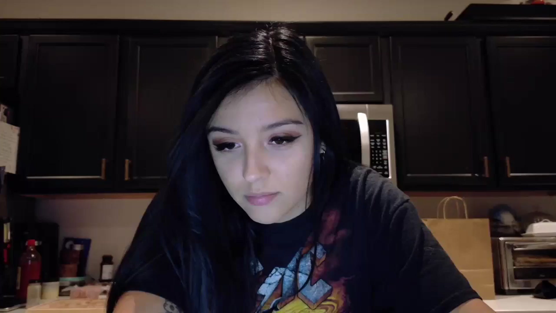 Gallery image thumbnail from Vanessawildly's myfreecams stream on, 11/07/2025, 04:51 image 2 of 20