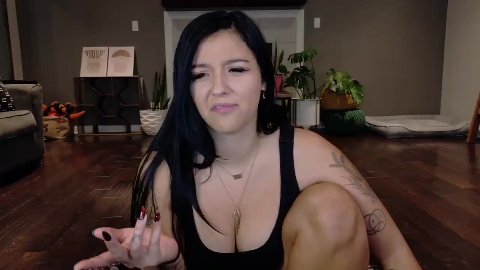 Gallery image thumbnail from Vanessawildly's myfreecams stream on, 11/07/2025, 04:51 image 13 of 20