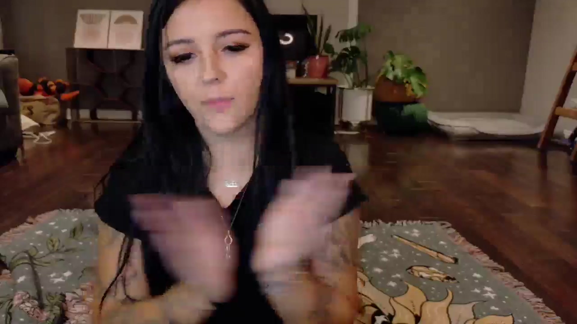 Gallery image thumbnail from Vanessawildly's myfreecams stream on, 11/10/2025, 05:23 image 7 of 20