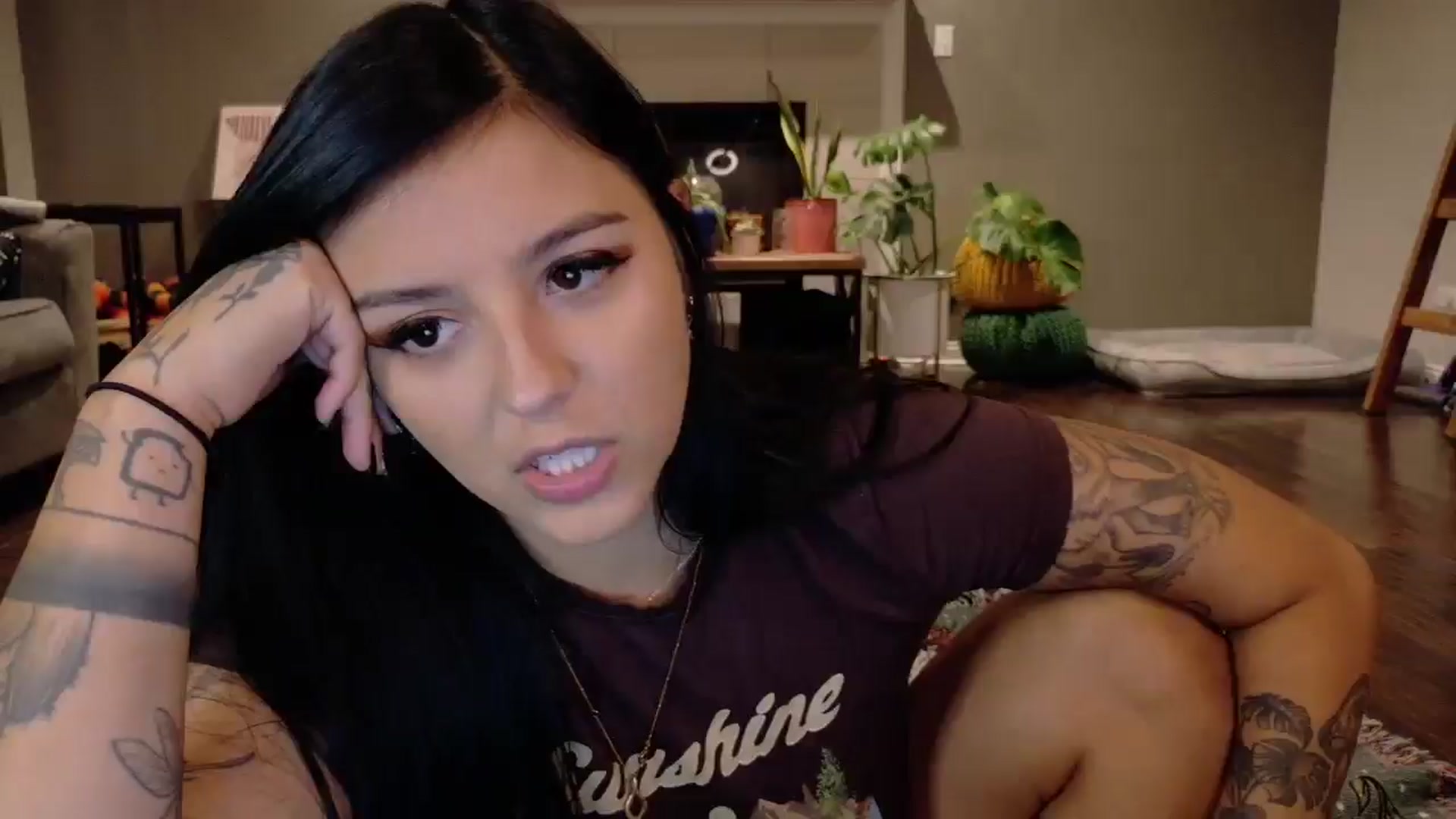 Gallery image thumbnail from Vanessawildly's myfreecams stream on, 11/11/2025, 05:24 image 2 of 20
