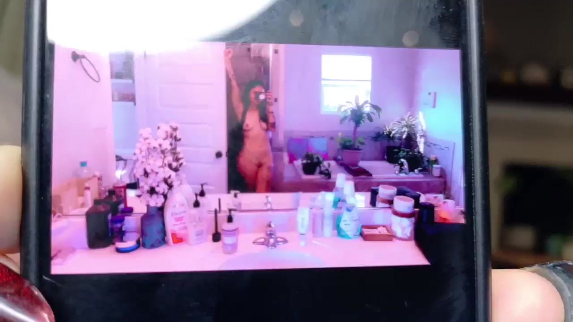 Gallery image thumbnail from Vanessawildly's myfreecams stream on, 11/12/2025, 06:33 image 6 of 20