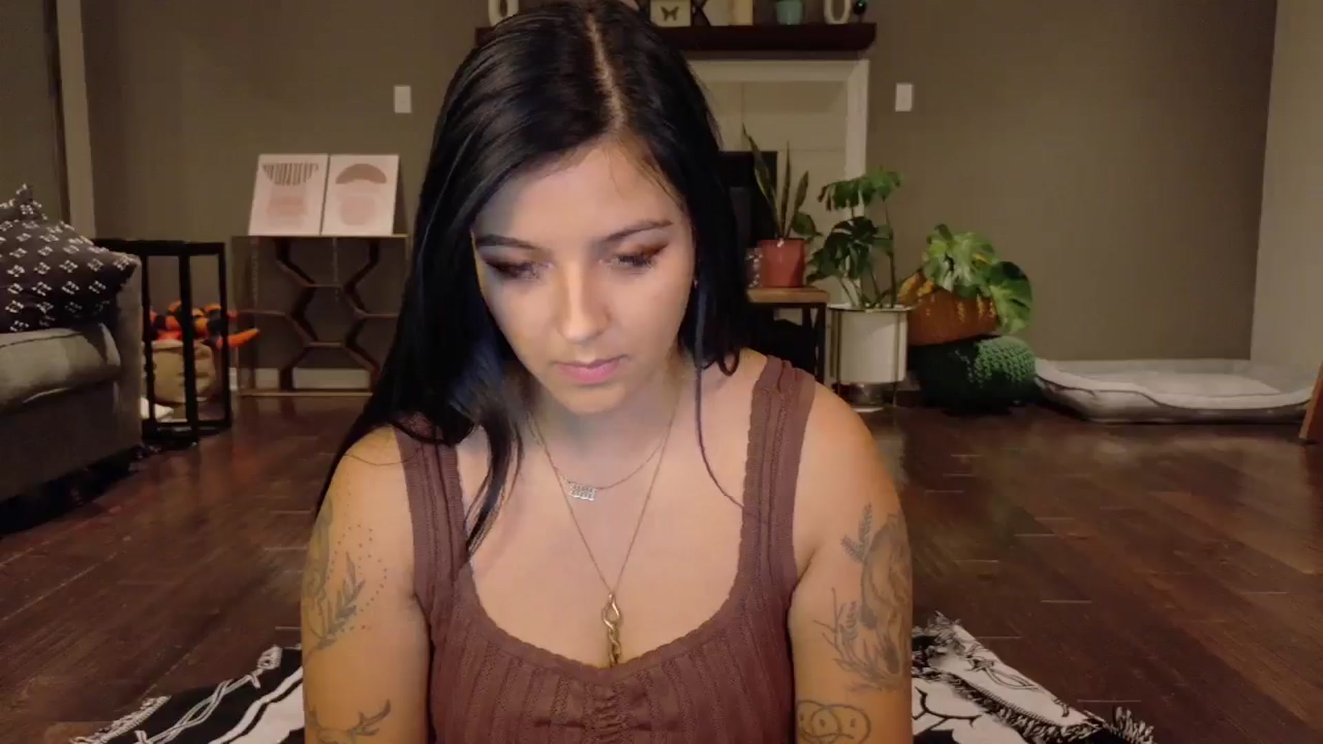 Gallery image thumbnail from Vanessawildly's myfreecams stream on, 11/13/2025, 03:18 image 18 of 20
