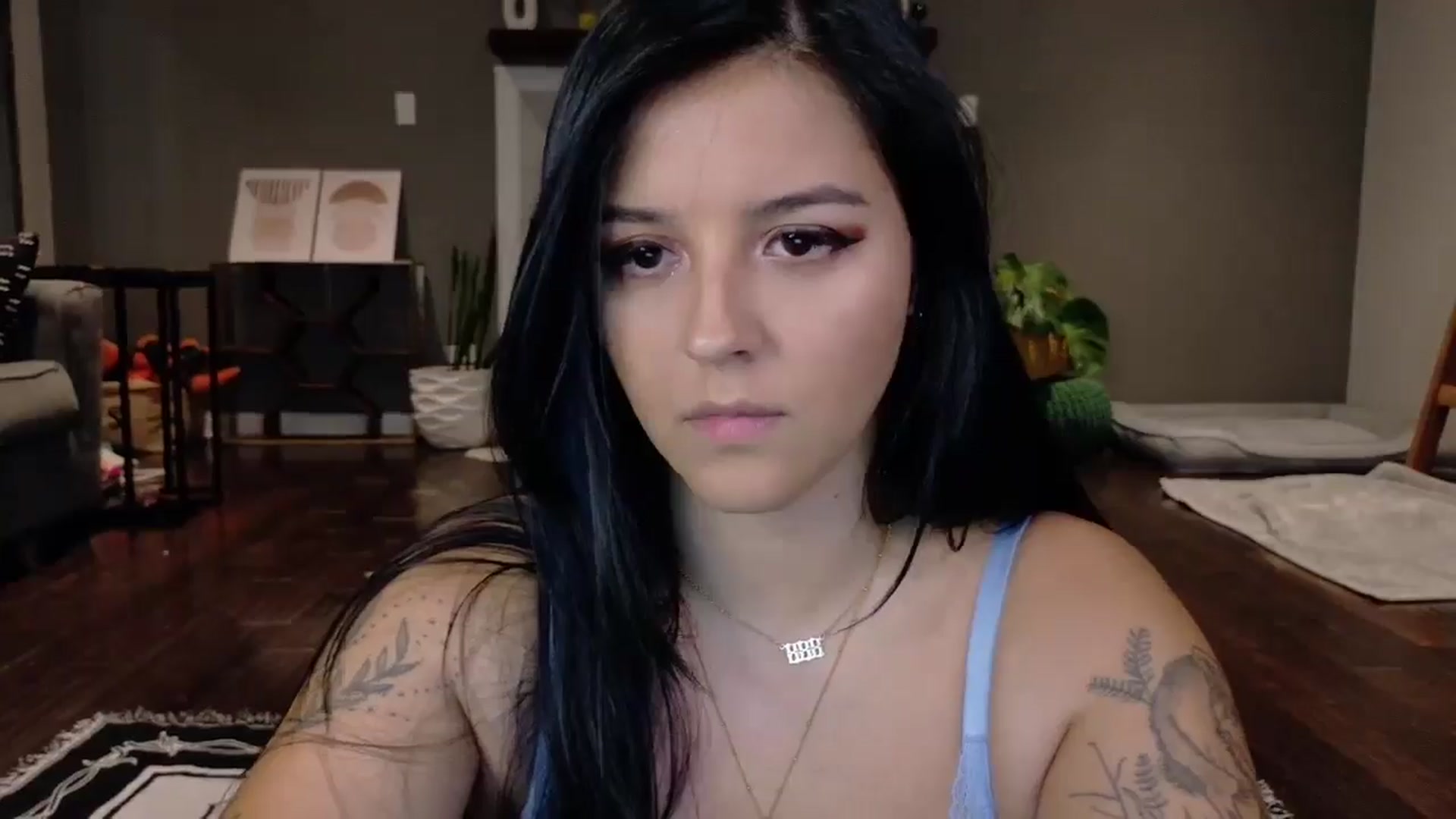 Gallery image thumbnail from Vanessawildly's myfreecams stream on, 11/15/2025, 05:23 image 2 of 20