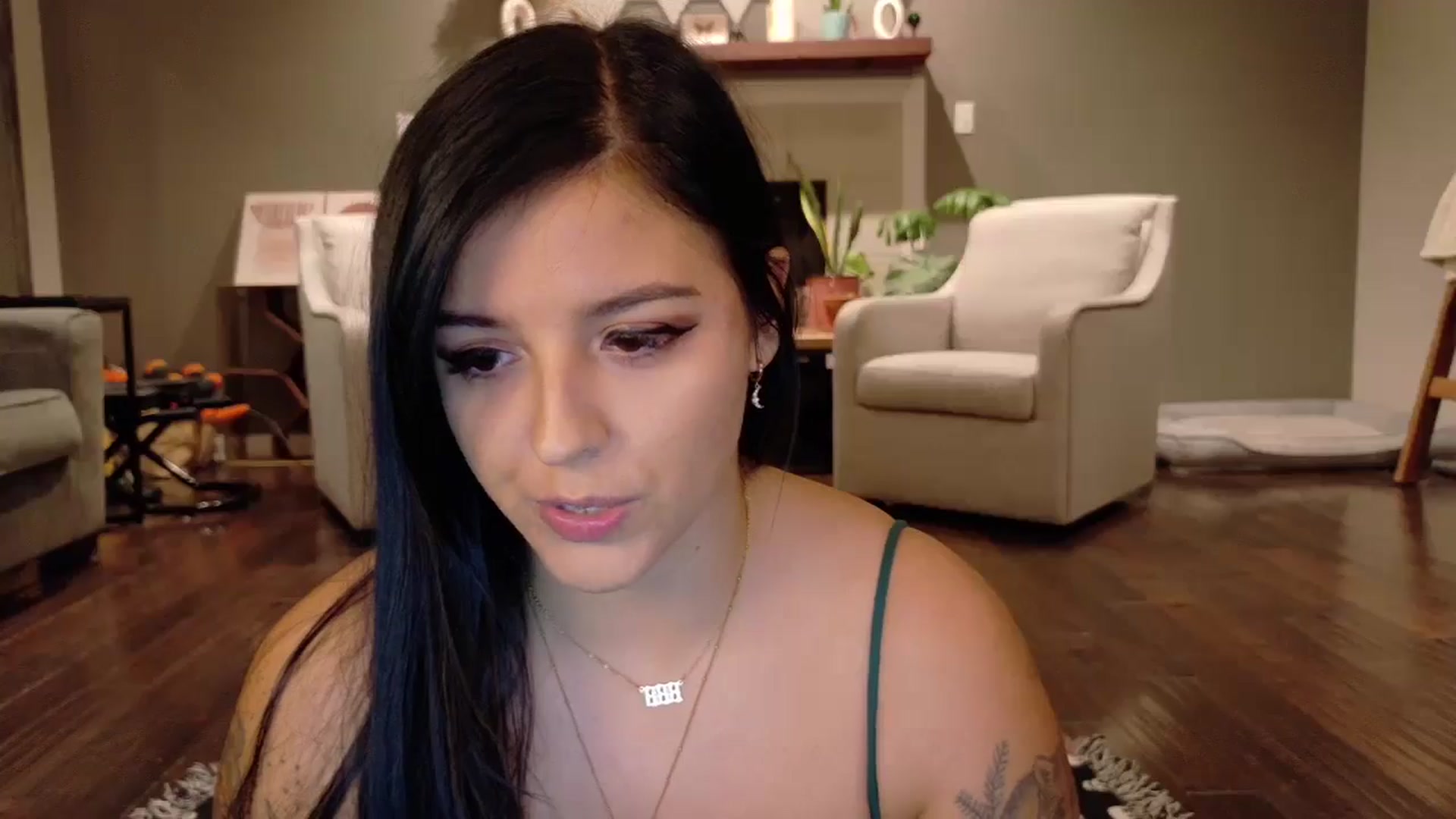 Gallery image thumbnail from Vanessawildly's myfreecams stream on, 11/26/2025, 06:46 image 2 of 20