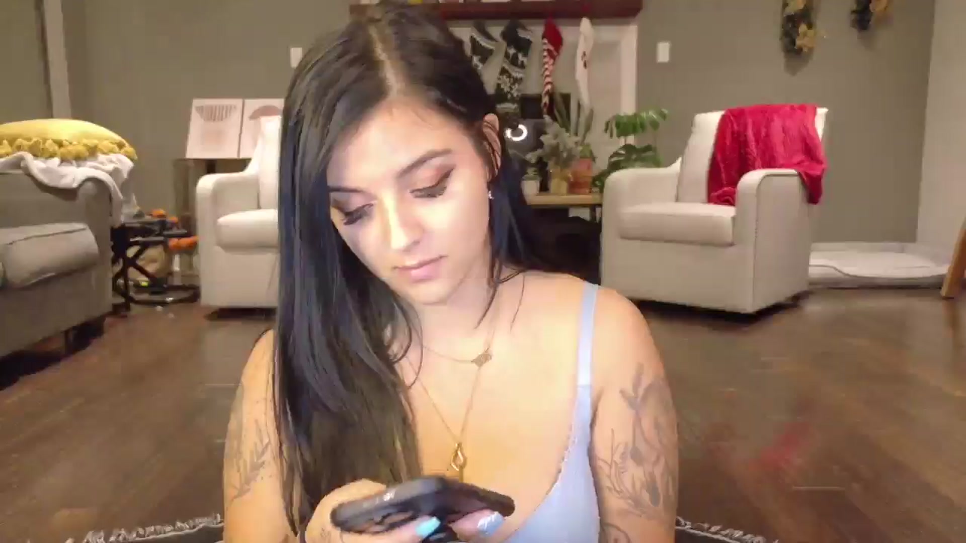 Gallery image thumbnail from Vanessawildly's myfreecams stream on, 12/04/2025, 05:56 image 17 of 20
