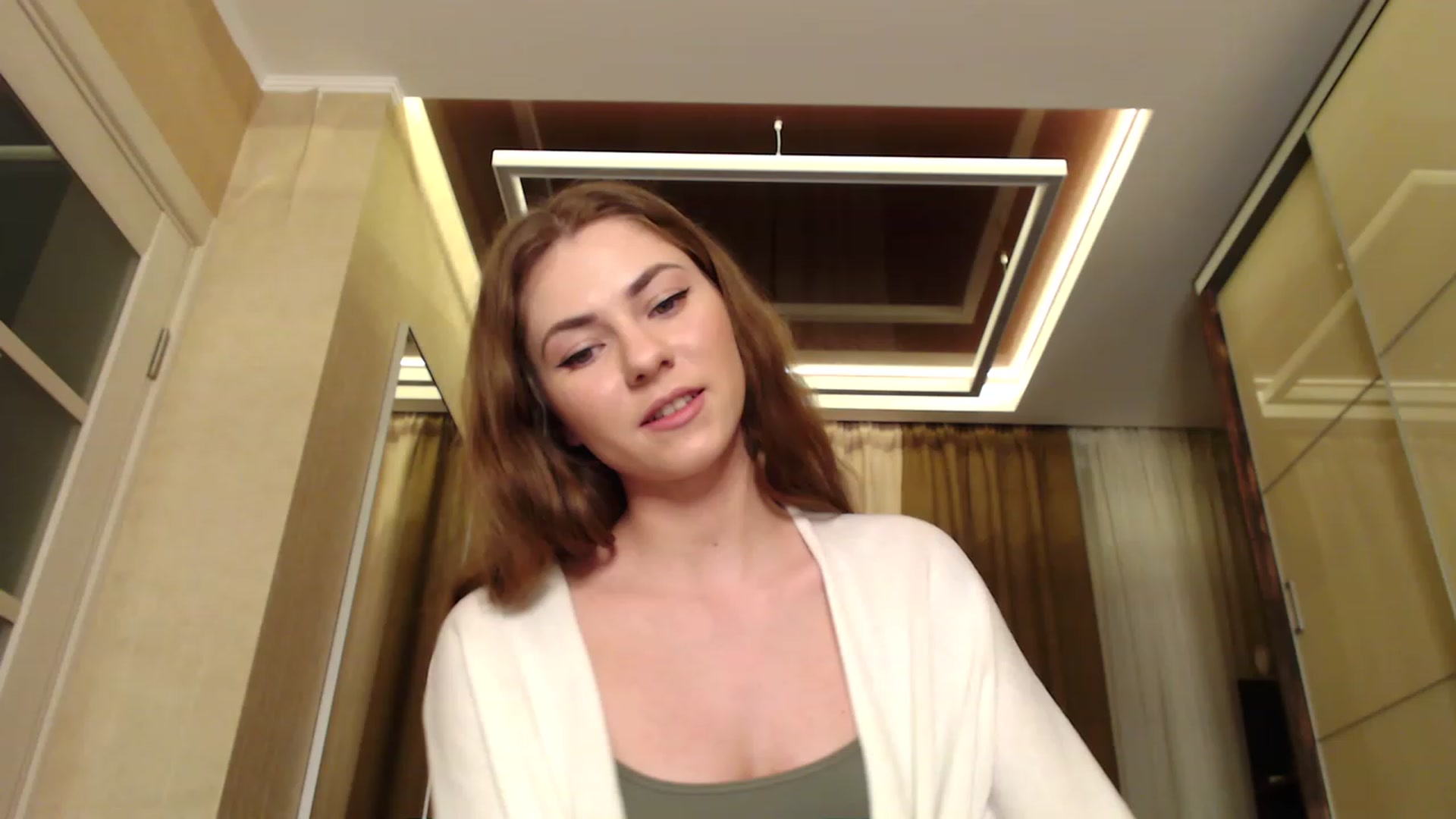 Gallery image thumbnail from VanillaAis_'s myfreecams stream on, 02/12/2023, 20:14 image 13 of 20