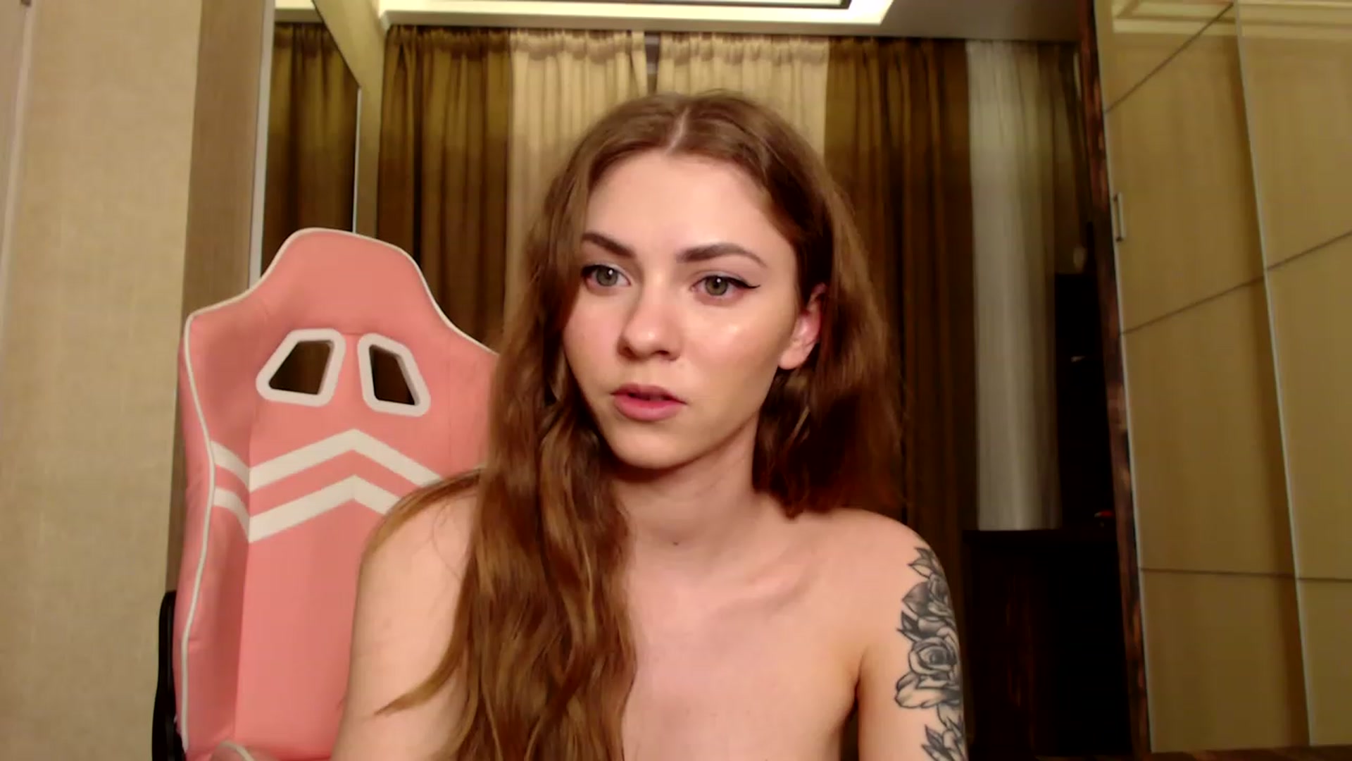 Gallery image thumbnail from VanillaAis_'s myfreecams stream on, 02/18/2023, 21:47 image 11 of 20
