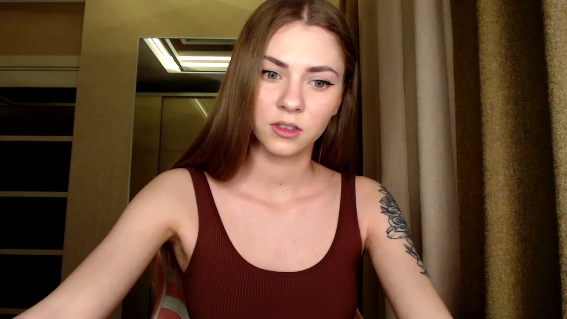 Gallery image thumbnail from VanillaAis_'s myfreecams stream on, 02/19/2023, 21:15 image 5 of 20