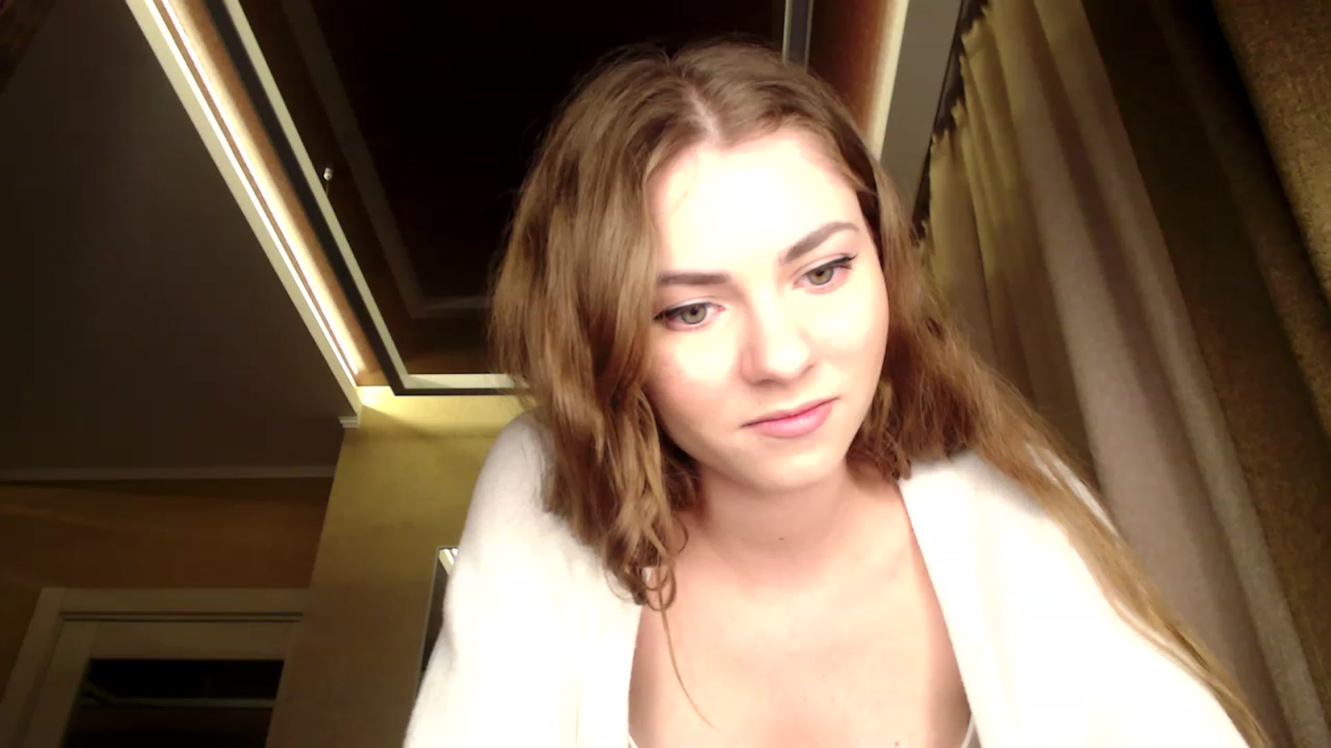 Gallery image thumbnail from VanillaAis_'s myfreecams stream on, 02/24/2023, 22:02 image 12 of 20