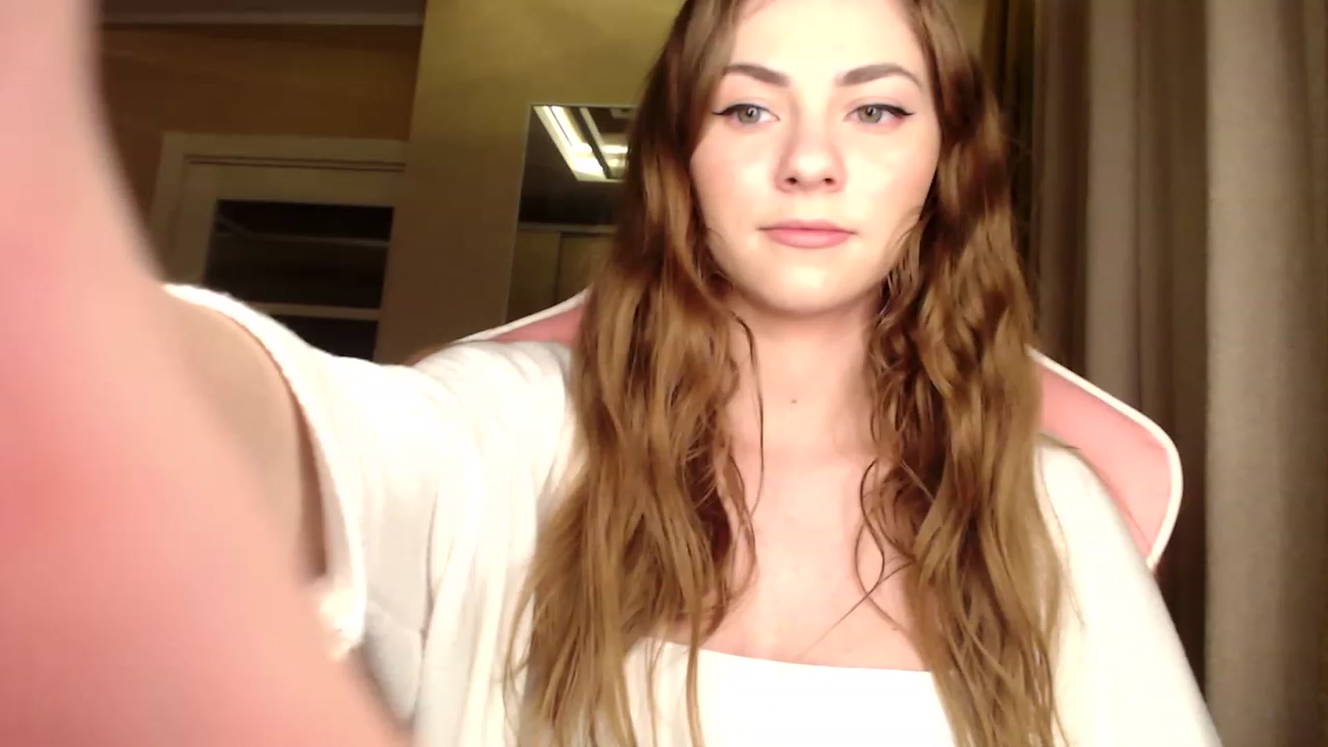 Gallery image thumbnail from VanillaAis_'s myfreecams stream on, 02/24/2023, 22:02 image 18 of 20